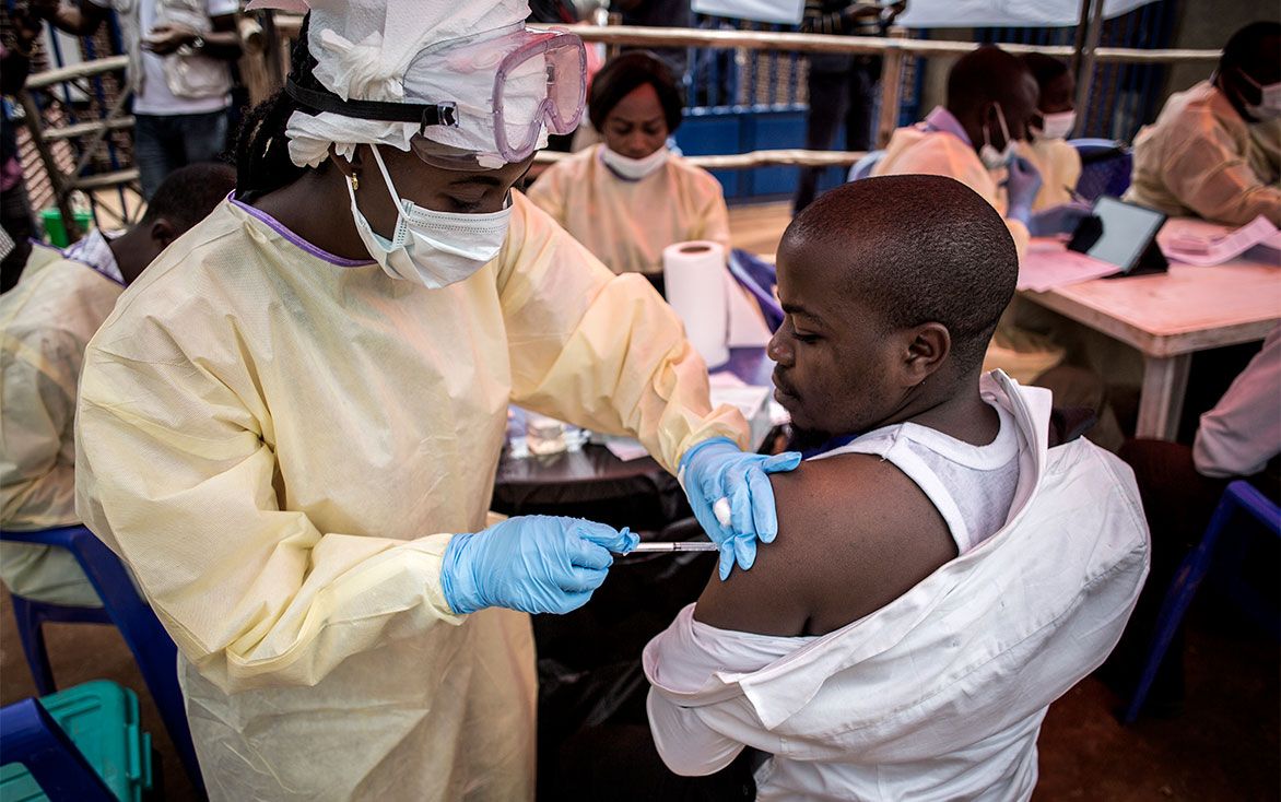 Ebola Researchers Fight to Test Drugs and Vaccines