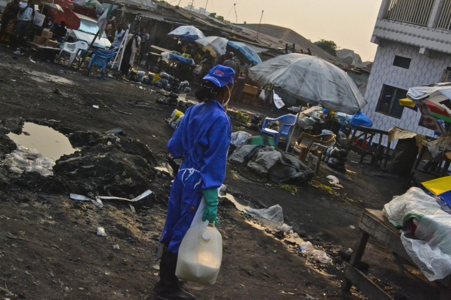 Congo's Yellow Fever Epidemic Explodes Pulitzer Center