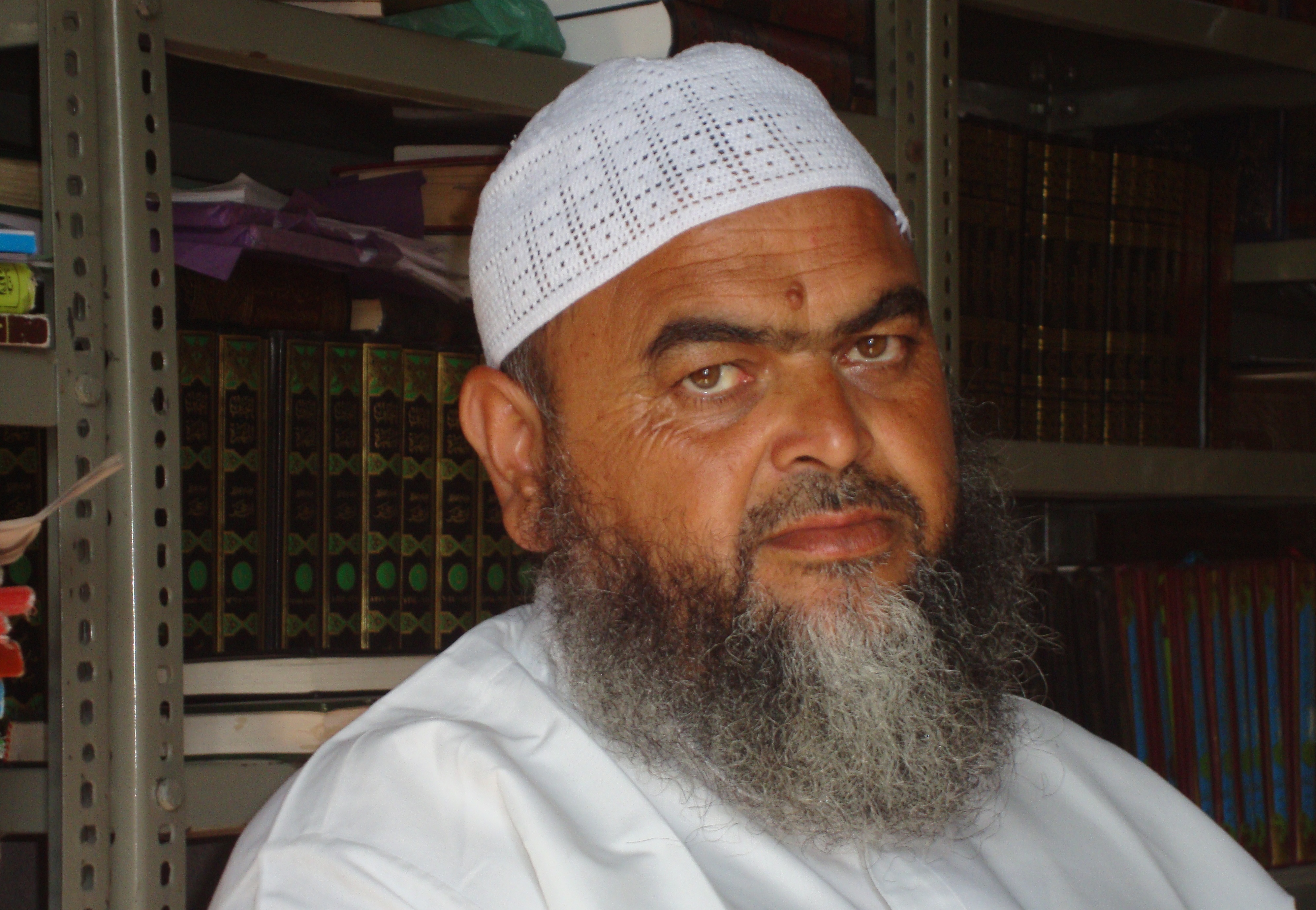 The Saudi-trained preacher Abdul Lateef Al Kindi is sowing the seeds of fundamentalism in Kashmir. Image by Tariq Mir. Kashmir, 2011. Media file: 003-6.jpg