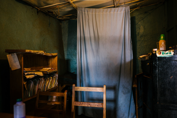 The procedure room in the Kibera clinic. Often, abortions conducted at such facilities put women at great risk of infection, injury and death. Image by Jake Naughton. Kenya, 2015. The procedure room in the Kibera clinic. Often, abortions conducted at such facilities put women at great risk of infection, injury and death. Image by Jake Naughton. Kenya, 2015.