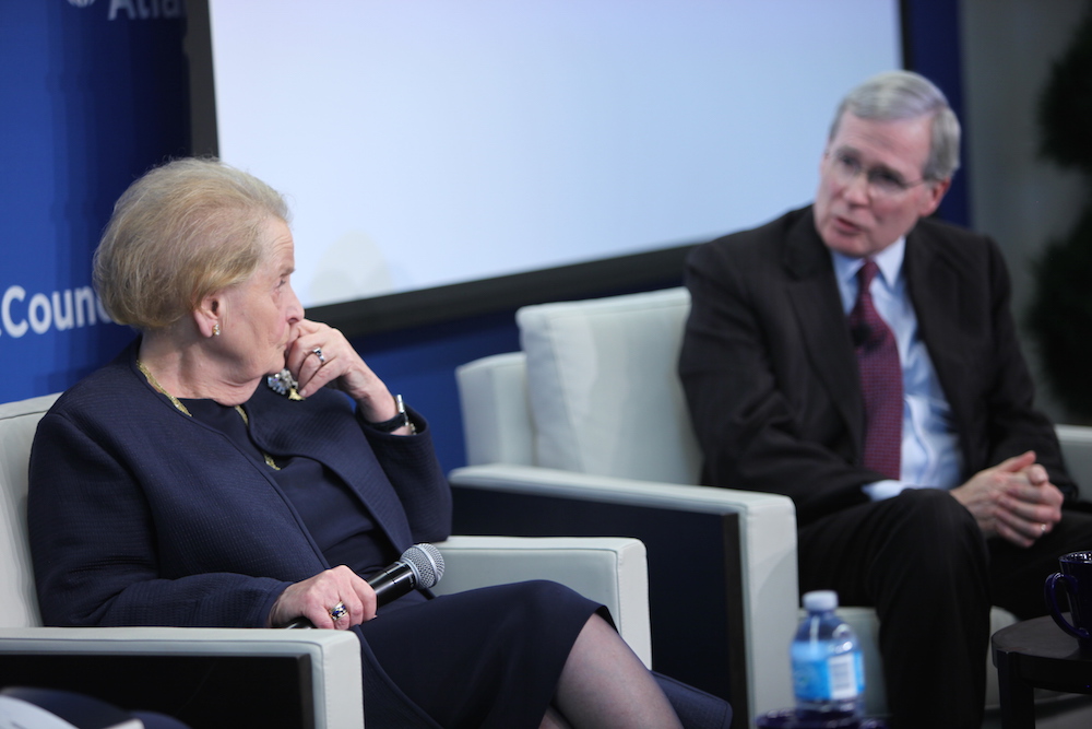 Former Secretary of State Madeleine Albright and former National Security Advisor Stephen Hadley discuss a new approach to the Middle East at the Atlantic Council. Image courtesy of Atlantic Council/Victoria Langton. Washington, D.C., 2016. Former Secretary of State Madeleine Albright and former National Security Advisor Stephen Hadley discuss a new approach to the Middle East at the Atlantic Council. Image courtesy of Atlantic Council/Victoria Langton. Washington, D.C., 2016.