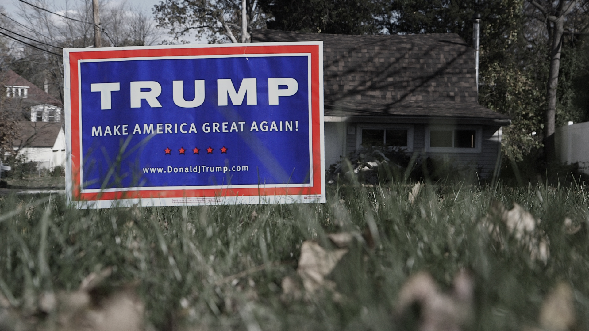 Trump Sign in Bucks County, Pennsylvania. Image by Max Toomey. United States, 2016. Trump Sign in Bucks County, Pennsylvania. Image by Max Toomey. United States, 2016.