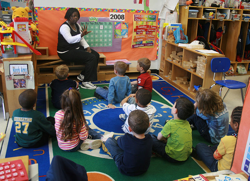 Image by woodleywonderworks / Creative Commons. United States, 2008. Media file: 800px-school-education-learning-1750587-h.jpg