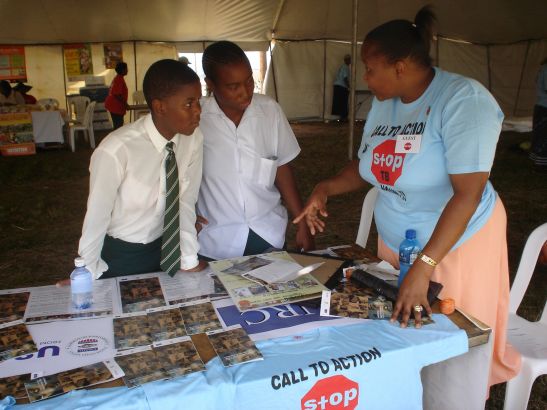 USAID South Africa: Promoting Awareness that Tuberculosis is Curable. Creative Commons.