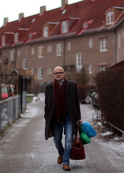 Climate and environment minister Vidar Helgesen leaves his home in Oslo. Image by Michael Bibby. Norway, 2016. Media file: vidar_norway.jpg