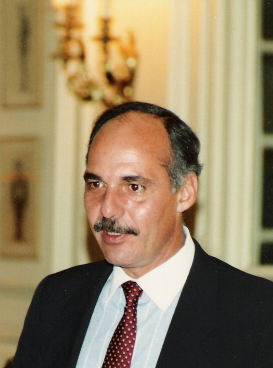 Photo of President Cristiani taken in London in Sept 1989. Image uploaded by Chelsea Troy, (CC). Photo of President Cristiani taken in London in Sept 1989. Image uploaded by Chelsea Troy, (CC).