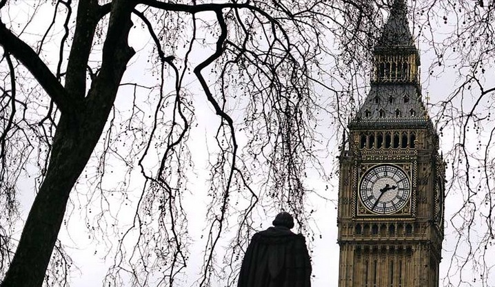 The government is hitting hardest the places where jobs are fewest, at time when their policies are failing to deliver the growth they promised and when unemployment is forecast to rise. Image by Charlie Bibby. UK, 2013. Media file: austerity-audit.jpg
