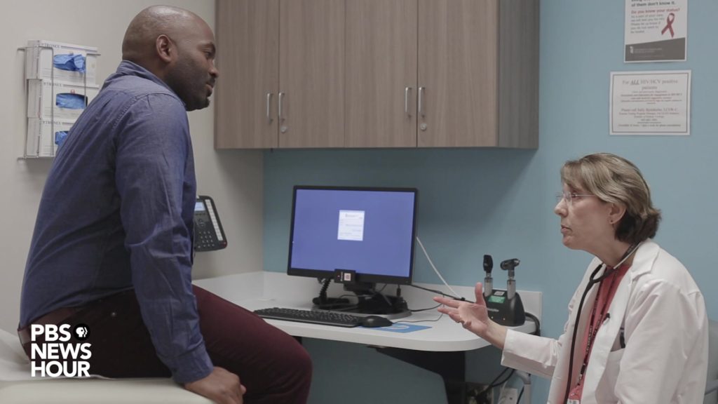 Subtle signals of a doctor’s office–the stethoscope, the white coat, the poster of the human body–and play a key role in triggering expectations. Image by Matt Ehrichs. United States, 2018. Subtle signals of a doctor’s office–the stethoscope, the white coat, the poster of the human body–and play a key role in triggering expectations. Image by Matt Ehrichs. United States, 2018.