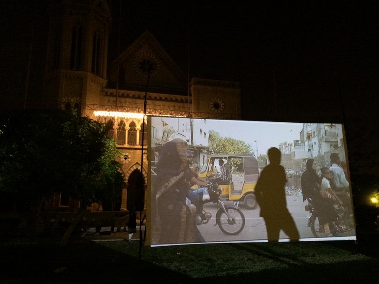 Ivan Sigal's Karachi photos exhibited at Numaish Karachi. Image courtesy of Numaish Karachi. Pakistan, 2015.
