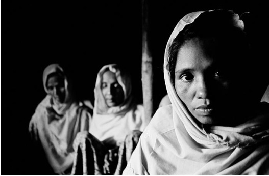 statelesswomen.jpg Media file: statelesswomen.jpg