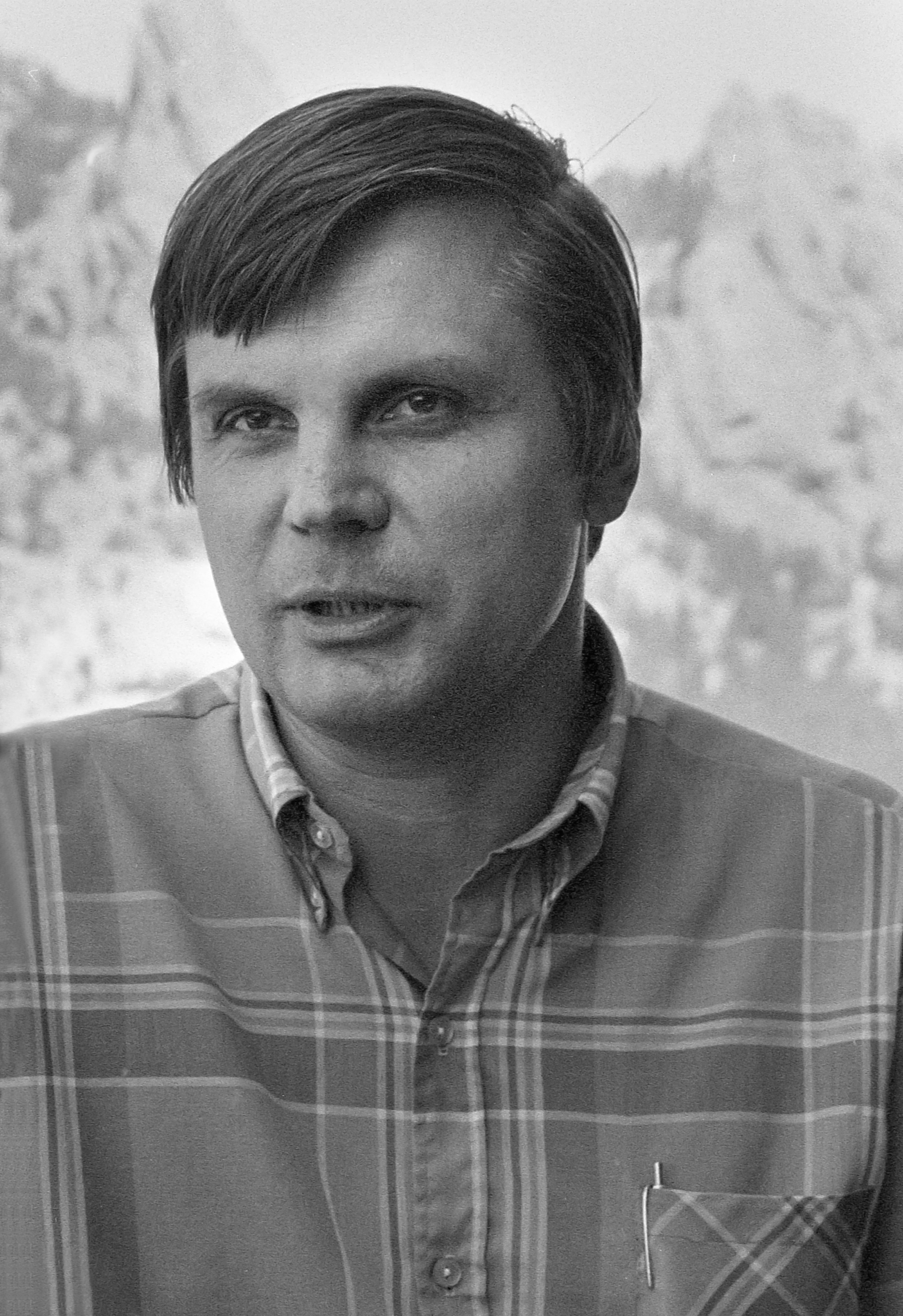 Vladimir Alexandrov, a Soviet climate modeler, studied nuclear winter on American supercomputers. Image courtesy of UCAR. Media file: vladimir-alexandrov.jpg