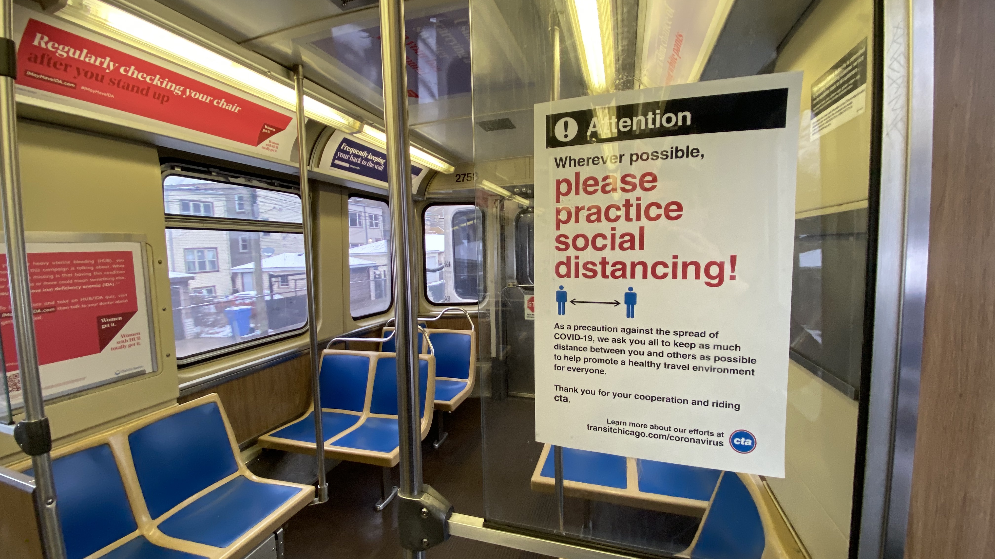 The inside of an empty CTA car. Image by Reed Mansour / Wikimedia Commons. United States, 2020. The inside of an empty CTA car. Image by Reed Mansour / Wikimedia Commons. United States, 2020.