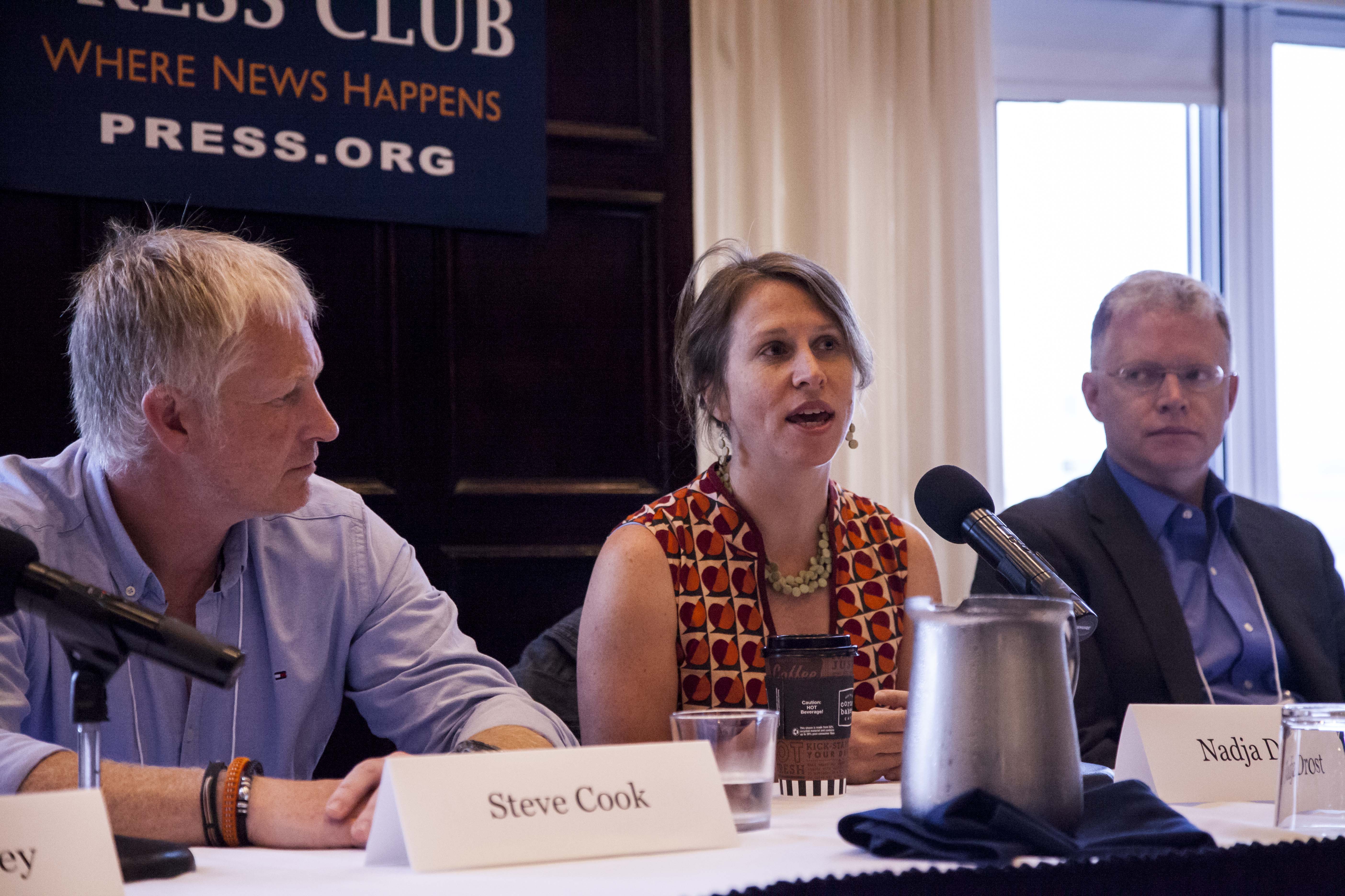 Nadja Drost, special correspondent for PBS Newshour, shares the importance of training in advance of covering stories in high-risk areas. Image by Jin Ding. Washington, D.C., 2018. Media file: 2018beyondwar060618_32.jpg