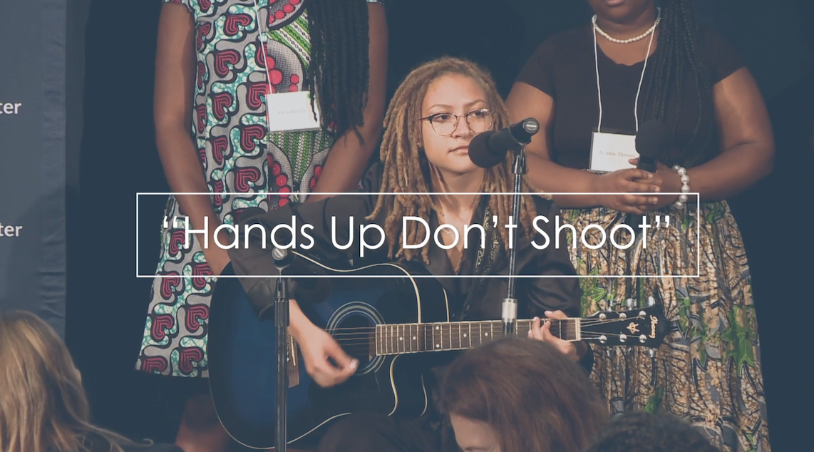 Indigo Passariello, a sophomore from Howard University, performed her song at the Beyond War conference dinner. Image by the National Press Club. Washington, D.C., 2018. Indigo Passariello, a sophomore from Howard University, performed her song at the Beyond War conference dinner. Image by the National Press Club. Washington, D.C., 2018.