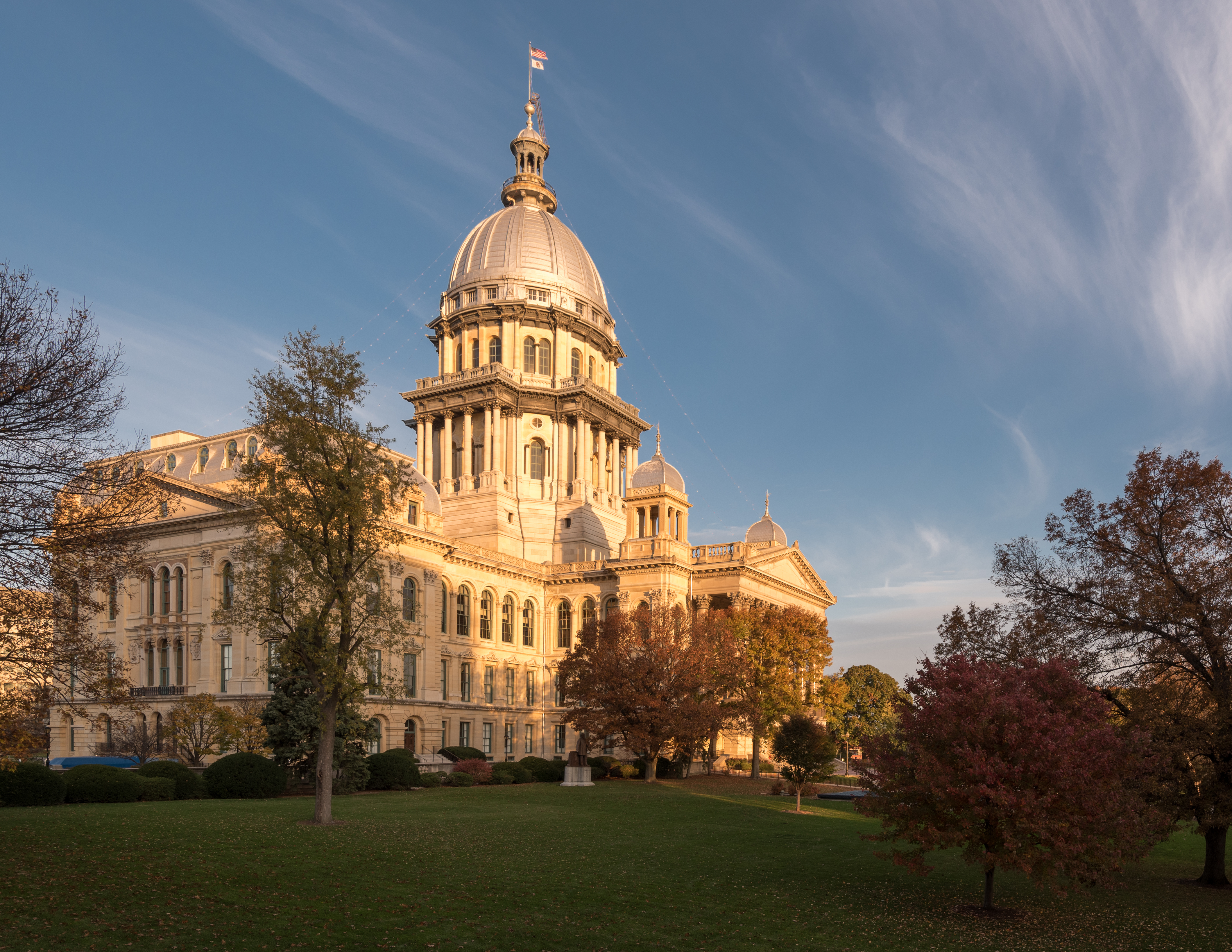 Illinois State Capitol in Springfield. Image by Randall Runtsch / Shutterstock. United States, undated. Illinois State Capitol in Springfield. Image by Randall Runtsch / Shutterstock. United States, undated.
