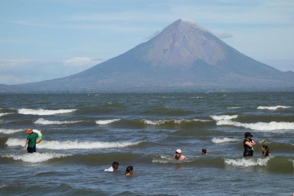 Dredging of Lake Nicaragua could raise toxic minerals left by volcanic activity, spoiling it as a drinking water source, scientists warn. Image by Chris Kraul. Nicaragua, 2015. Media file: nicacanallakeometepe2.jpg