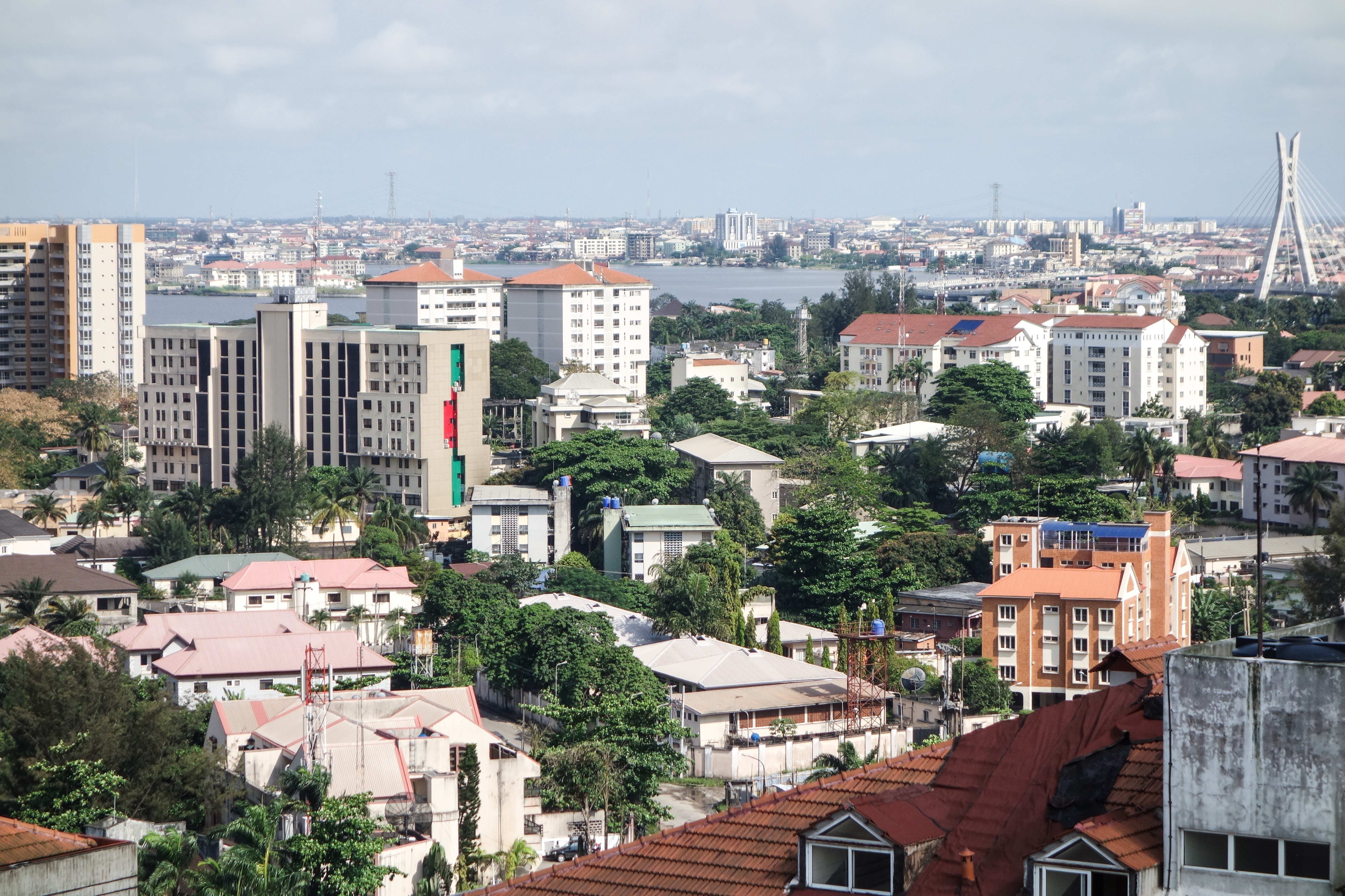 Города нигерии. Nigeria столица Абуджа. Нигер столица Ниамей. Абуджа Нигерия панорама. Федеративная Республика Нигерия столица.