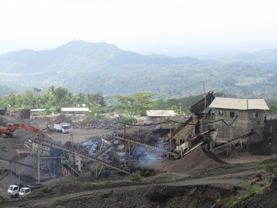 A sand mine in the heart of the jungle in Bali, Indonesia. Image by Vince Beiser. Indonesia, 2016. Indonesia sand mine.