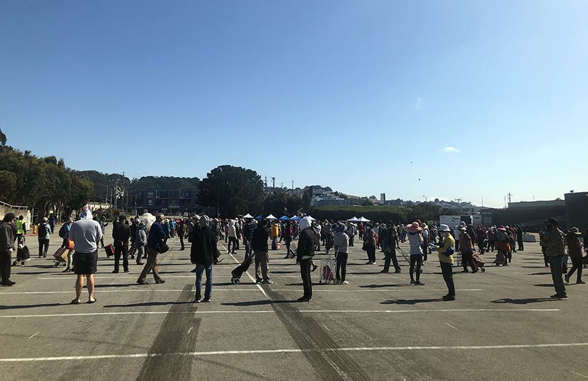 Lines outside the Cow Palace. Image by Natalia Gurevich. United States, 2020. Lines outside the Cow Palace. Image by Natalia Gurevich. United States, 2020.
