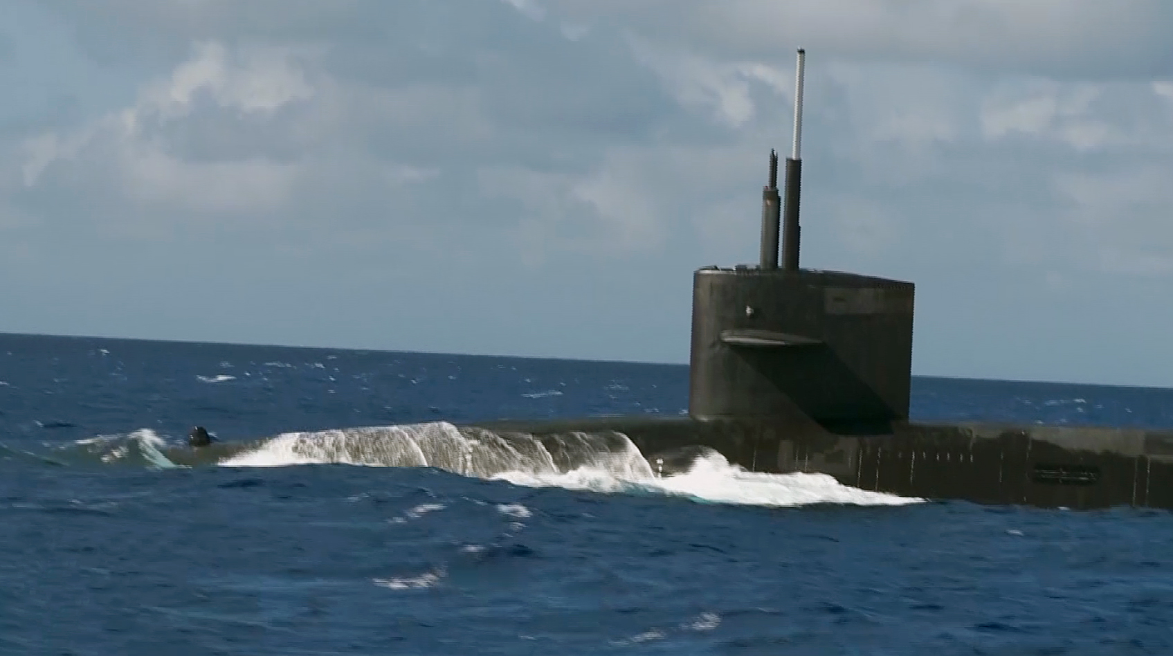 Replacing America’s 14 nuclear-armed submarines with 12 new ones is said to be the Navy's highest priority. Vice Admiral Michael Connor says that buying too few could tempt adversaries, delivering a knockout blow. Media file: sub.jpg