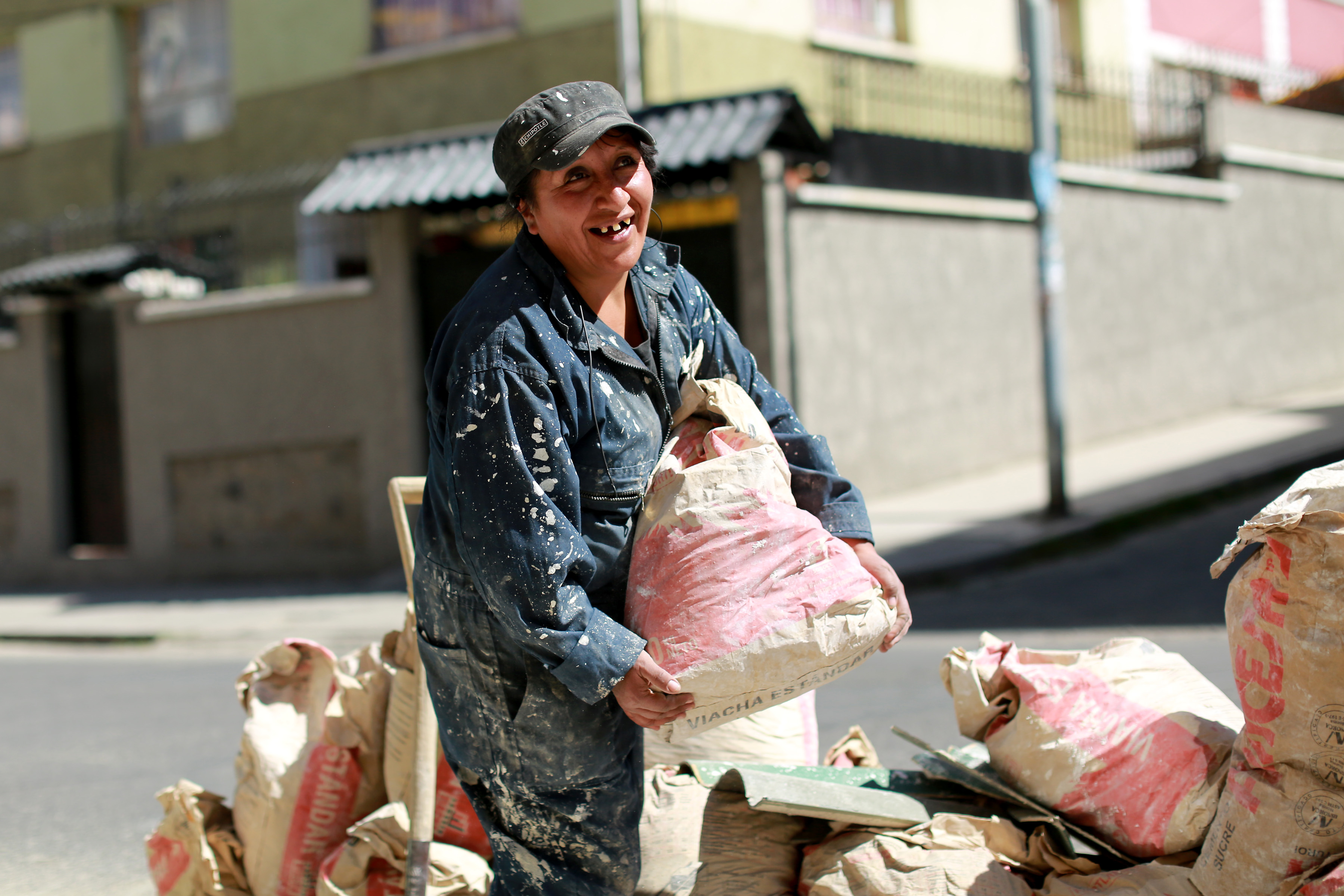 Women Builders in Bolivia Lobby for Respect | Pulitzer Center