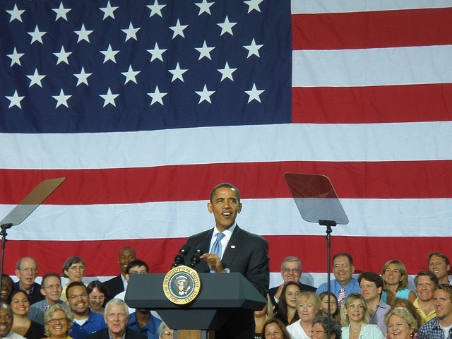 President Barack Obama speaking at a town hall meeting in Portsmouth, N.H. in 2009. Image by The Forum News. United States, 2009. Media file: 3814372023_298696fda5_z.jpg