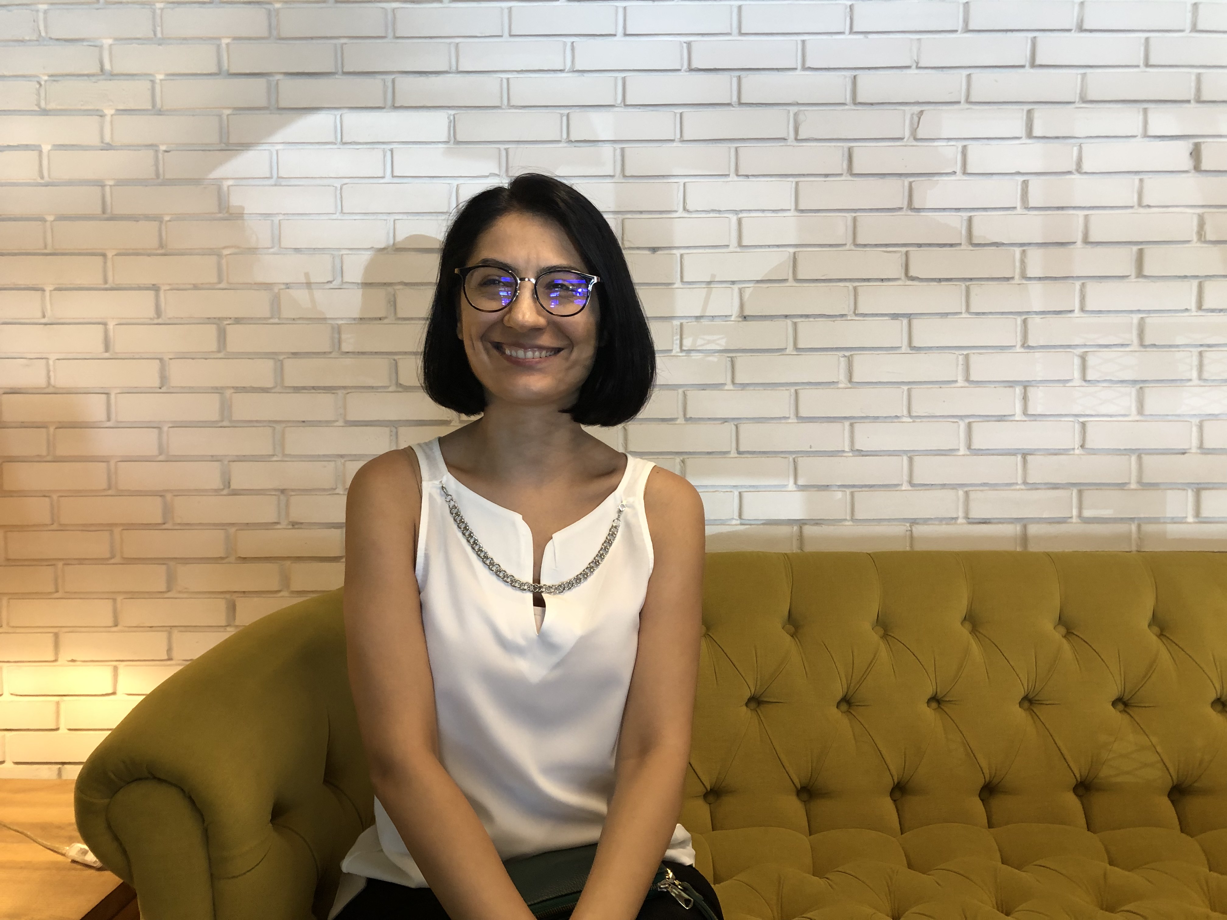 Ozlem Eren, Product Manager at Idea Technology Company. Image by Shirin Alhroob. Turkey, 2019. Ozlem Eren, Product Manager at Idea Technology Company. Image by Shirin Alhroob. Turkey, 2019.