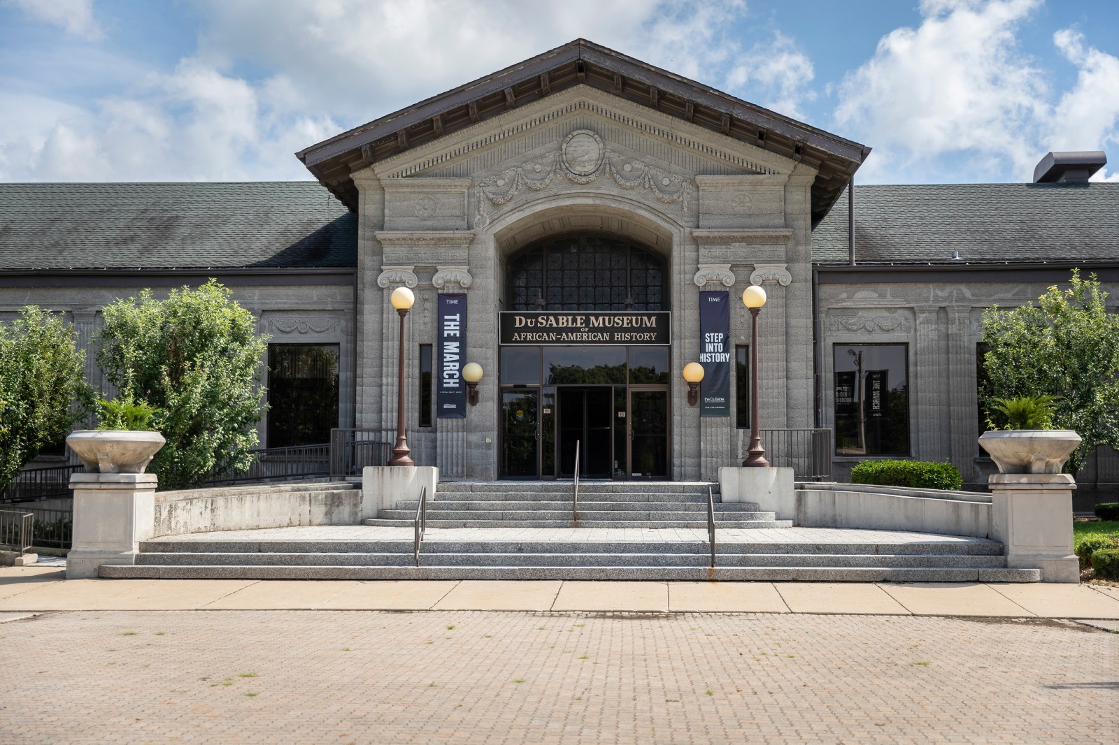 Views of Chicago’s DuSable Museum of African American History on July 22, 2020, as it stands empty due to COVID-19 closures. Image by Manuel Martinez / WBEZ. United States, 2020. Views of Chicago’s DuSable Museum of African American History on July 22, 2020, as it stands empty due to COVID-19 closures. Image by Manuel Martinez / WBEZ. United States, 2020.