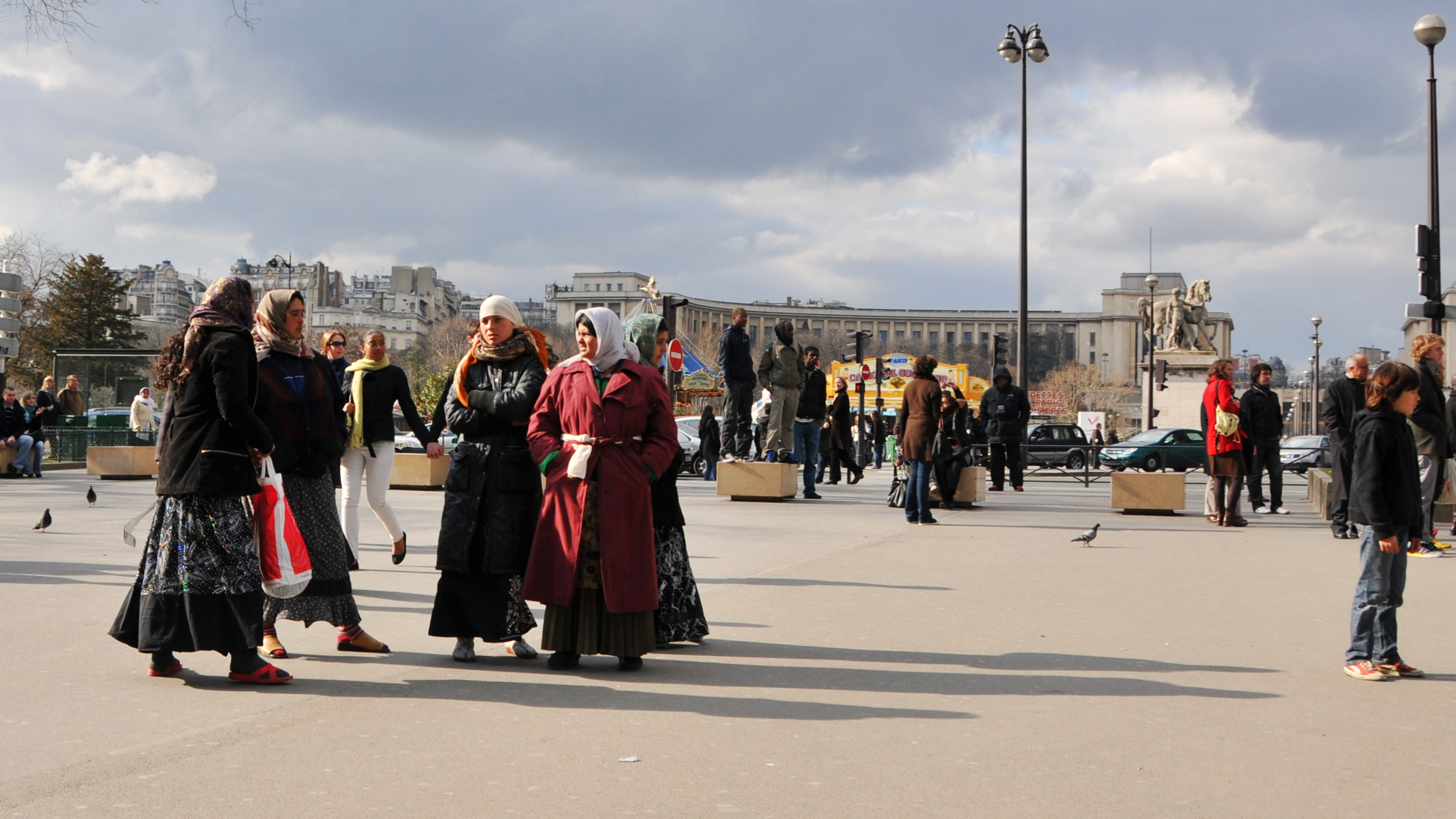Many Parisians regard Roma as unwanted guests. Image by Flickr user Serge Melki. France, 2009.