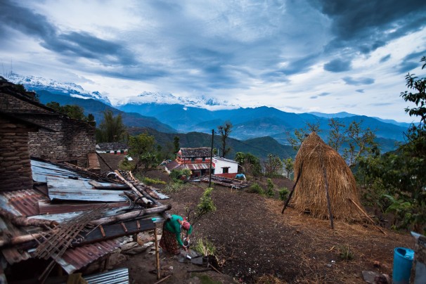 The Nepali village of Kaskikot below the Anapurna range. Image by Jon B. Healey/The Washington Post. Nepal, 2013. Media file: nepal82131376409186.jpg