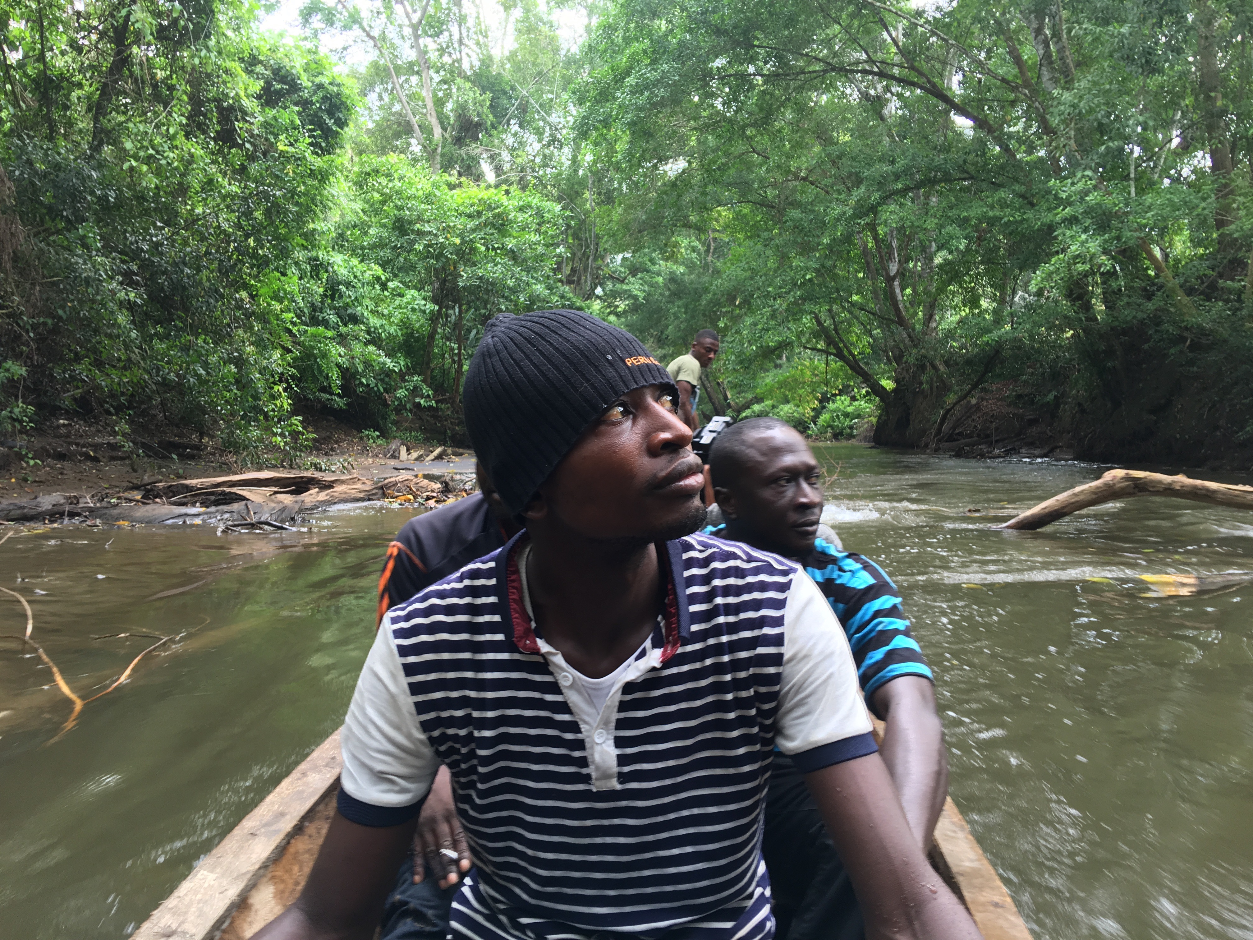 Gambian migrants travel deeper into the Darien Gap by boat. Image by Jason Motlagh. 2016. Gambian migrants travel deeper into the Darien Gap by boat. Image by Jason Motlagh. 2016.