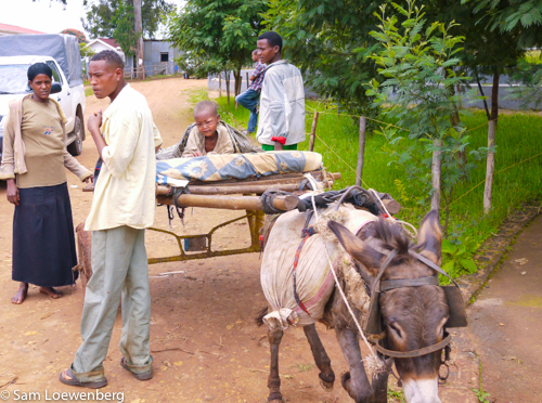 A makeshift ambulance at a regional clinic in Ethiopia. Image by Sam Loewenberg. Ethiopia, 2010. Media file: ethiopia_ambulance_2010.jpg