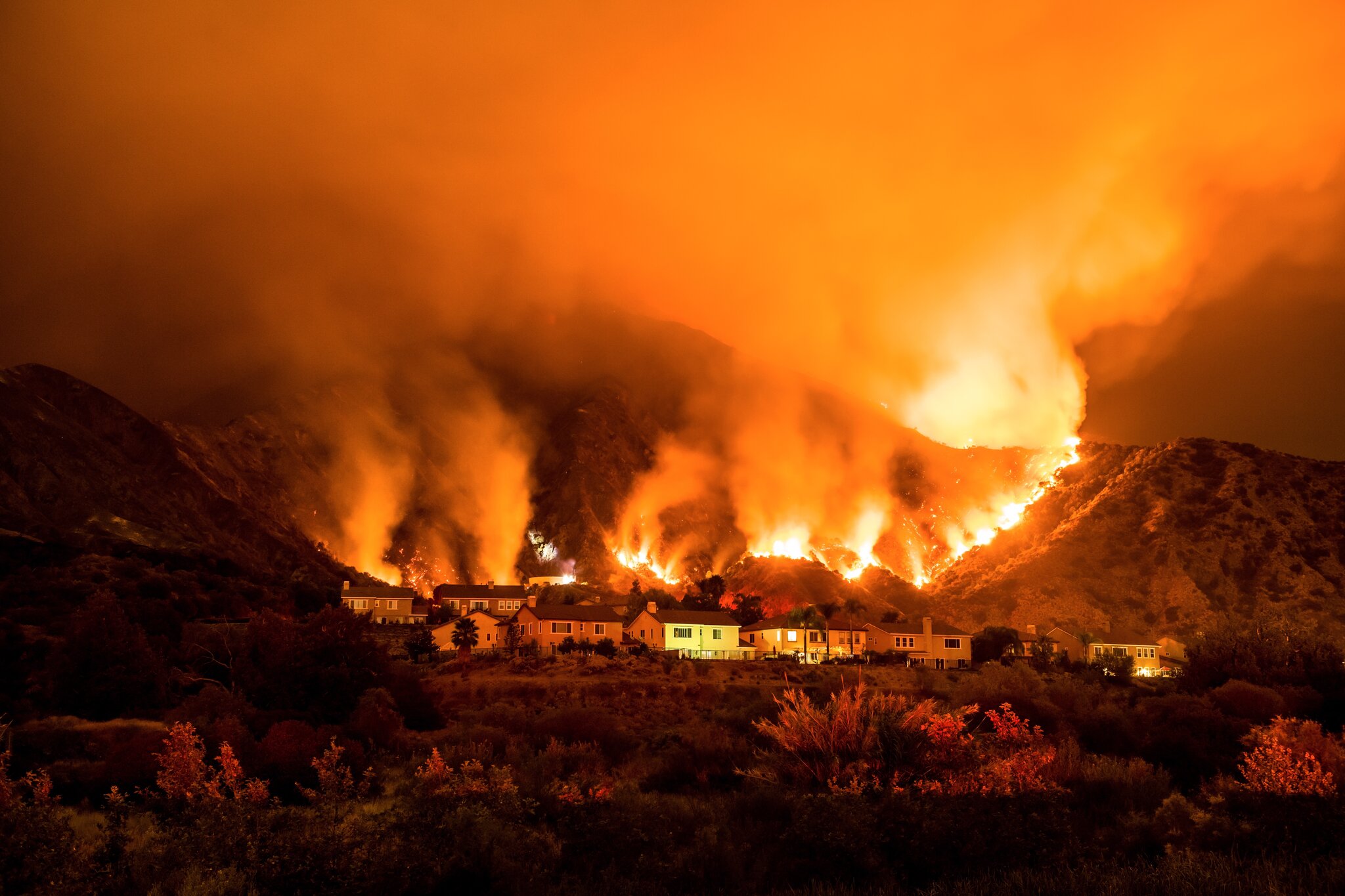 The Ranch 2 Fire in Azusa, California, burned more than 4,200 acres, part of the worst wildfire season in the state's history. Image by Meridith Kohut. United States, 2020.