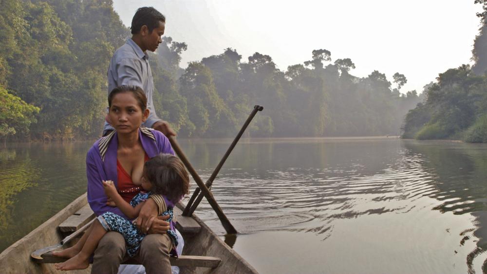 Reem Sav See and the Chong community in Areng Valley in southwest Cambodia face the impending construction of a hydroelectric dam that will flood their forests and farmland, as well as the forests held sacred by their ancestors. Image by Kalyanee Mam. Cambodia, 2014.