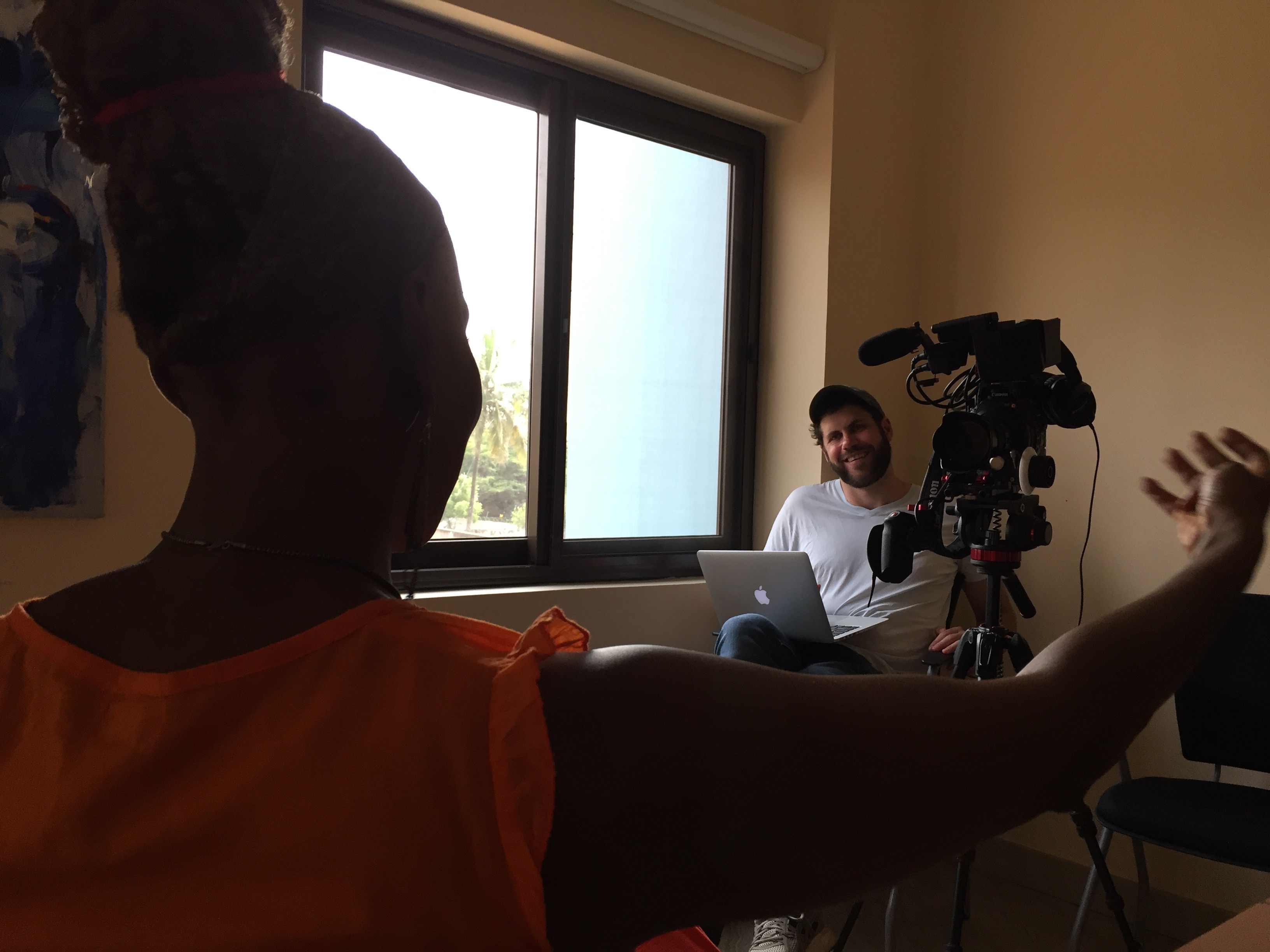 LA Times Beijing Bureau Chief Jonathan Kaiman interviews a subject in Accra. Image by Noah Fowler. Ghana, 2017. LA Times Beijing Bureau Chief Jonathan Kaiman interviews a subject in Accra. Image by Noah Fowler. Ghana, 2017.