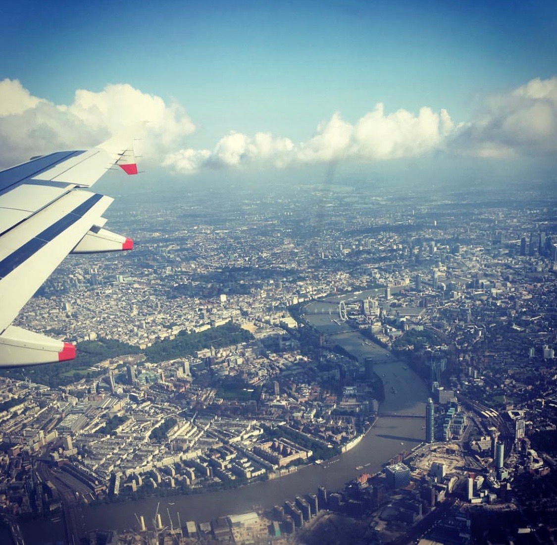 A hazy view of London from the sky. Image by Rohan Naik. United Kingdom, 2018. A hazy view of London from the sky. Image by Rohan Naik. United Kingdom, 2018.