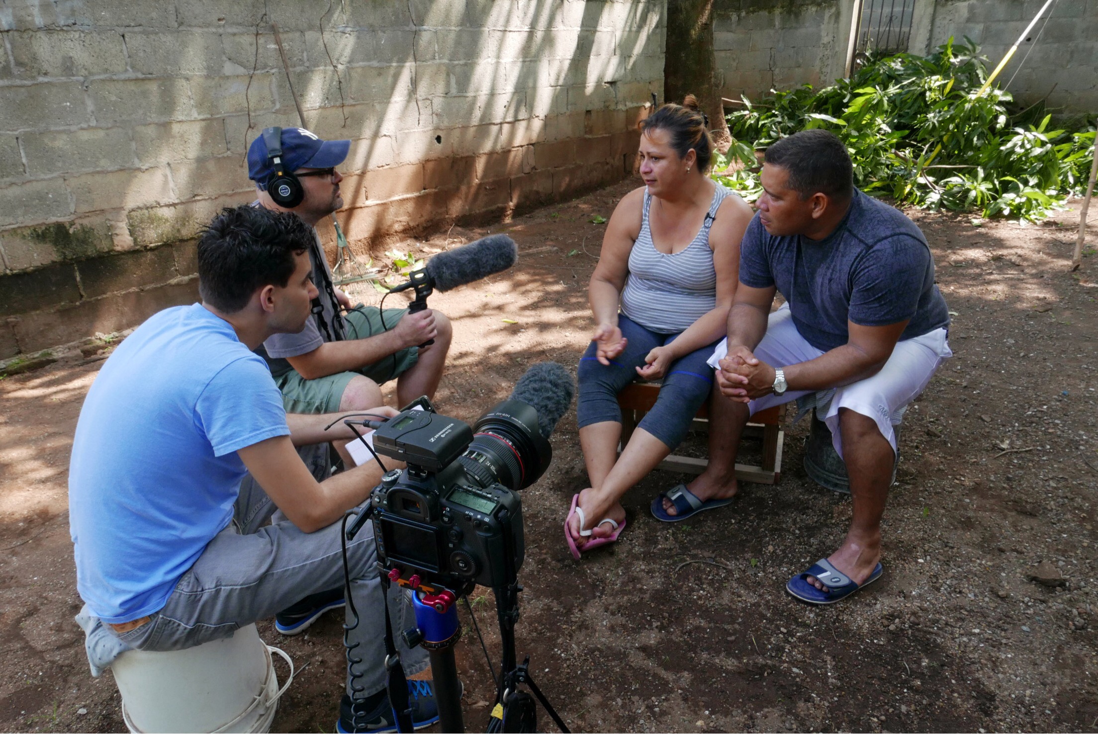 Mario Pentón and José Antonio Iglesias interview Cuban migrants in Panama. Image courtesy Mario Pentón. Panama, 2017. Mario Pentón and José Antonio Iglesias interview Cuban migrants in Panama. Image courtesy Mario Pentón. Panama, 2017.