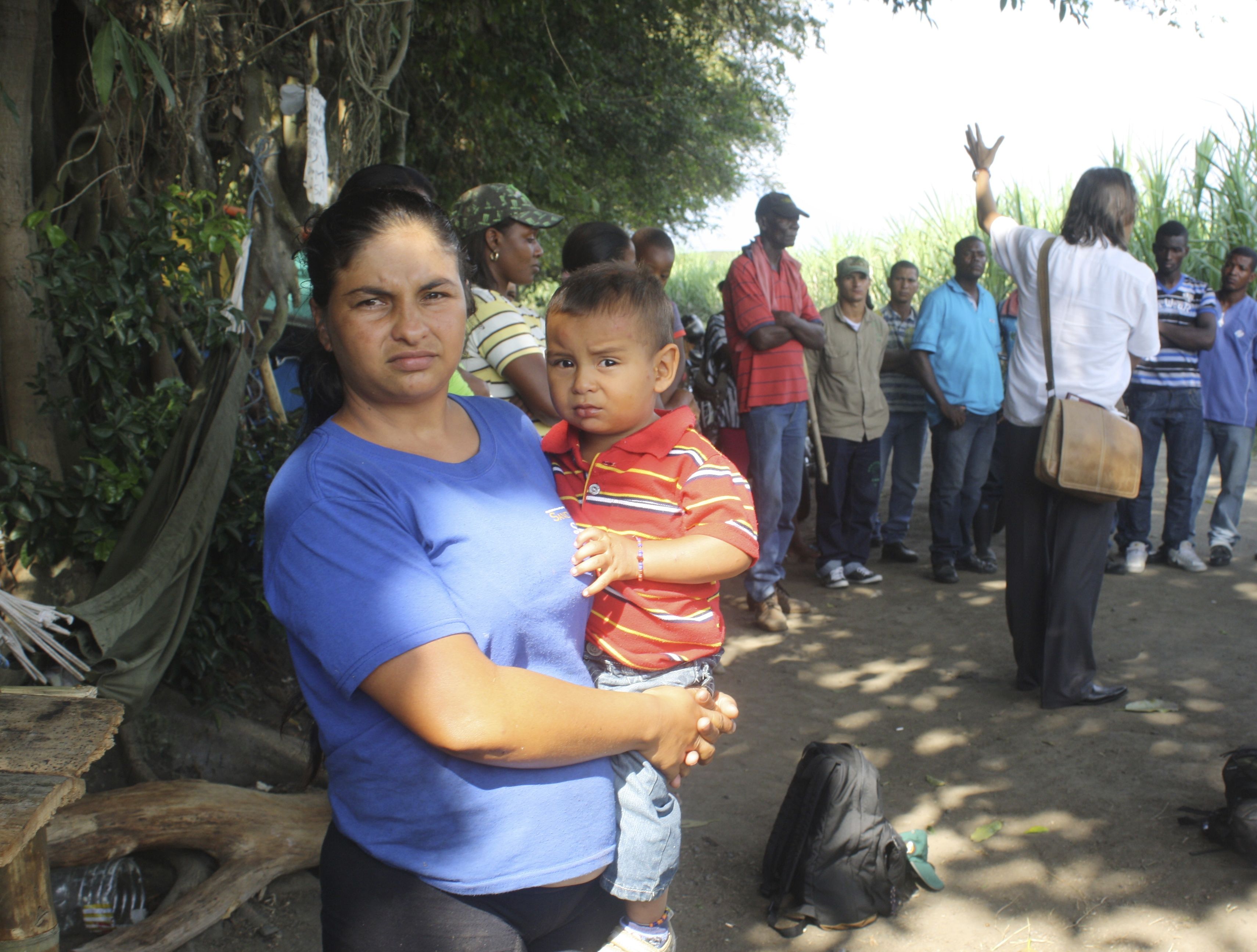 Families of sugar cane workers struggle to survive. Image by Stephen Franklin. Colombia, 2013. Media file: sucrexx.jpg