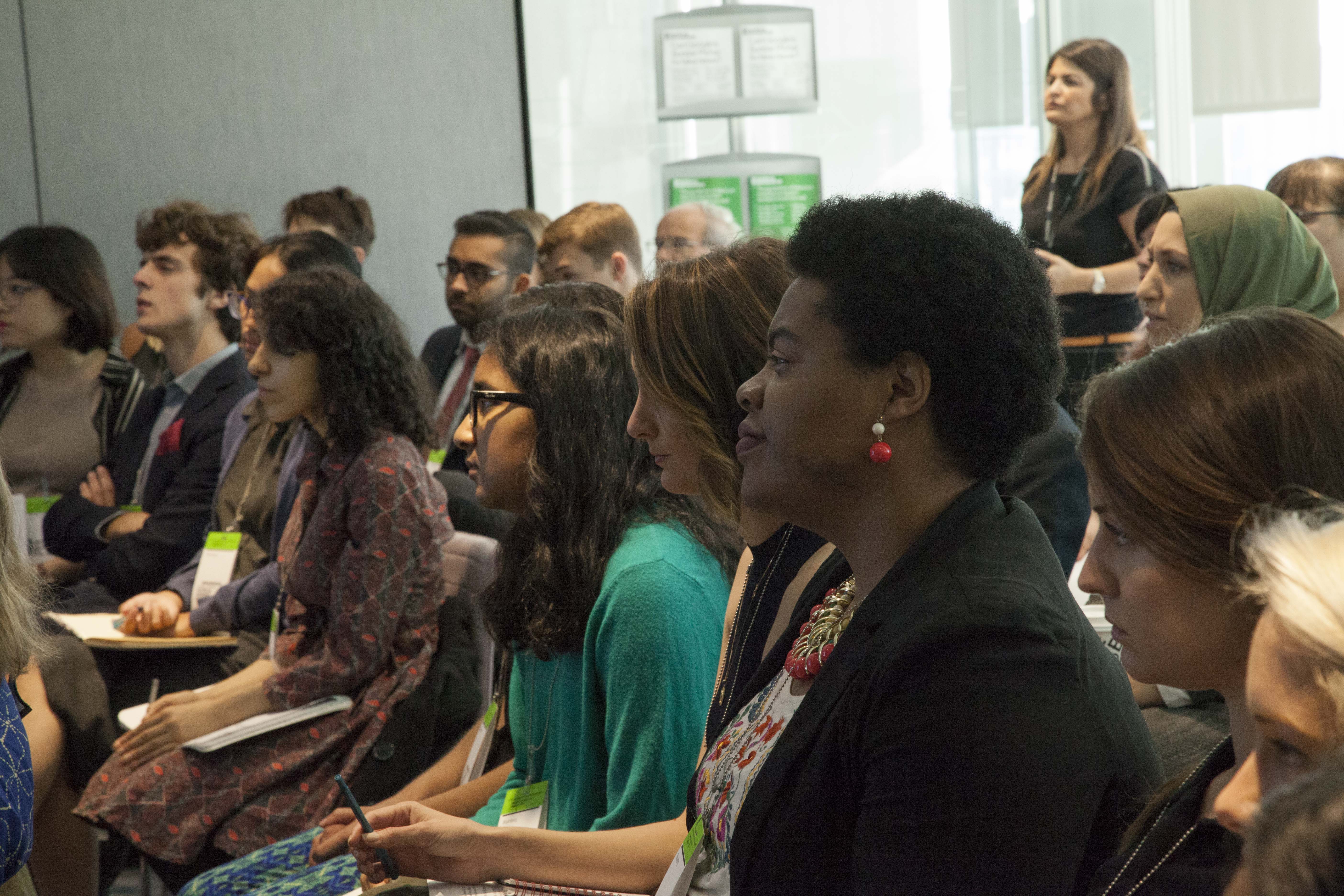Student fellows at Bloomberg News. Image by Jin Ding. Washington, DC, 2017.