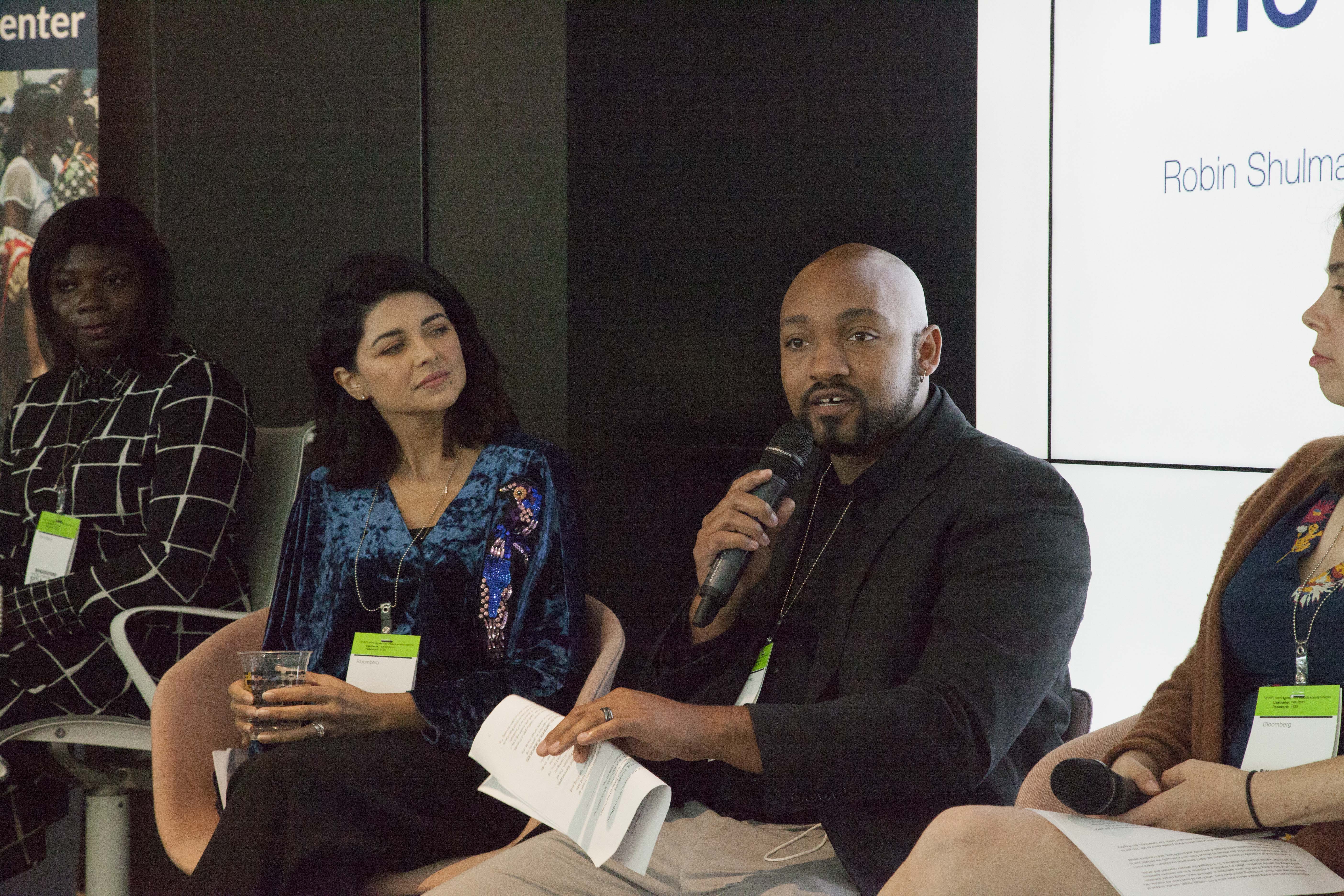 Randall Taylor on "The Way We Tell Stories." Image by Jin Ding. Washington, DC, 2017. Campus Consortium Coordinator Kayla Sharpe and Voice of America producers Ayesha Gilani Taylor and Randall Taylor on "The Way We Tell Stories." Image by Jin Ding. Washington, DC, 2017.