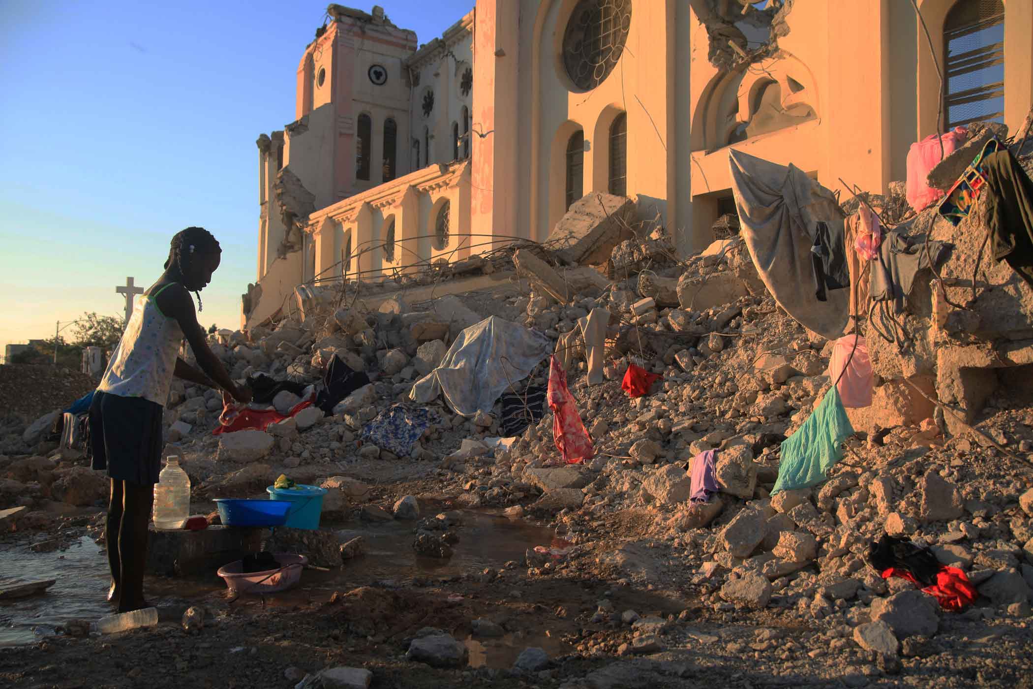 Resilience in a Ravaged Nation Haiti, After the Earthquake Pulitzer