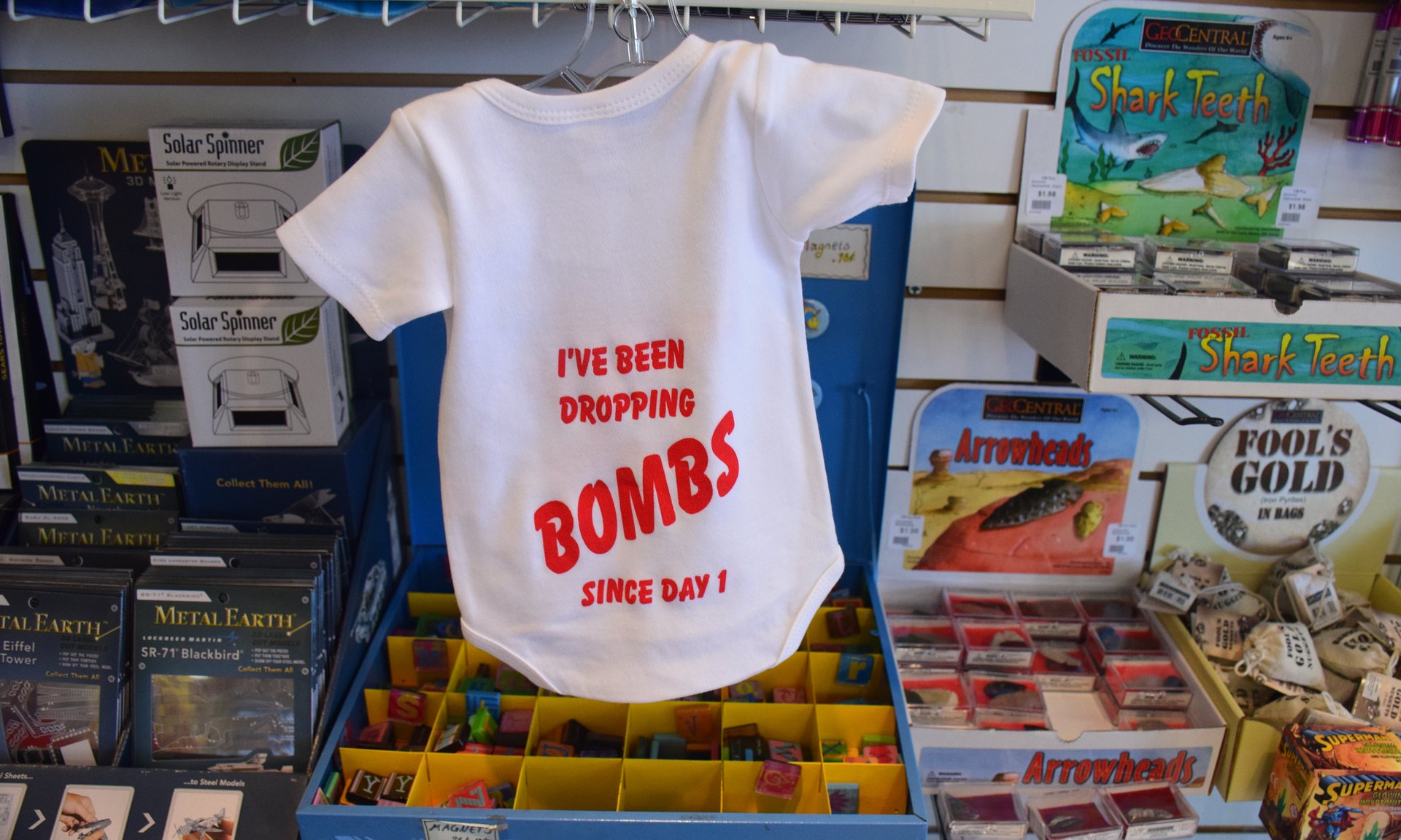 References to war and nuclear weapons are everywhere in Los Alamos, a once secret city built to develop the atomic bomb. Image by Brooks Saucedo-McQuade. United States, 2016. References to war and nuclear weapons are everywhere in Los Alamos, a once secret city built to develop the atomic bomb. Image by Brooks Saucedo-McQuade. United States, 2016.