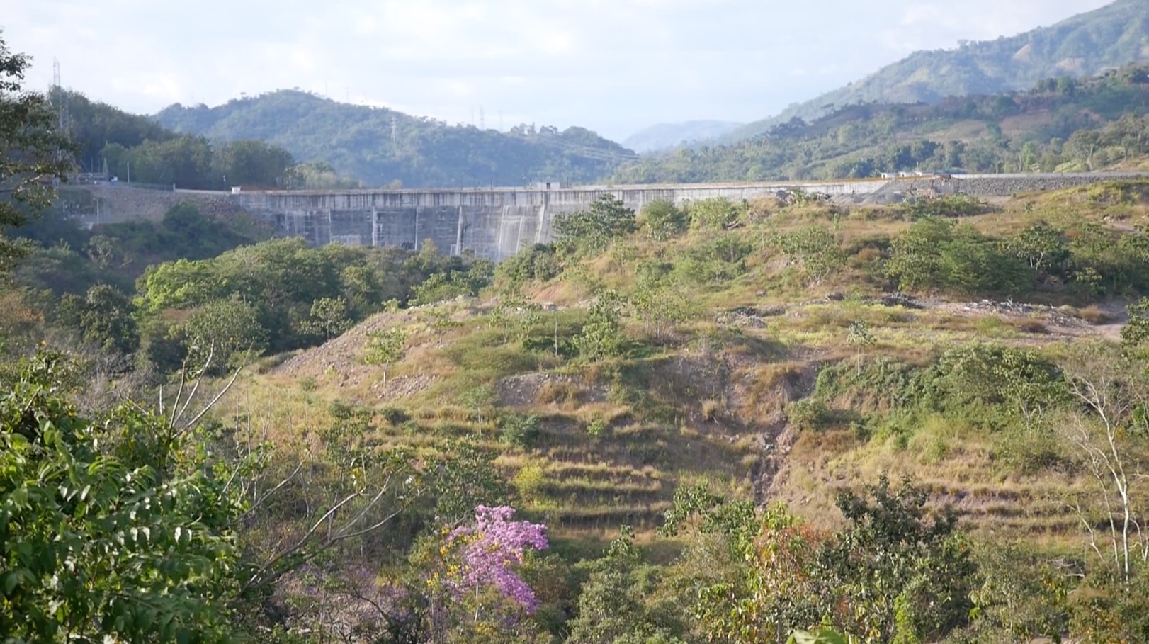 The Barro Blanco hydroelectric dam has flooded land of the Ngöbe-Buglé people in Panama. Image by Daniel Grossman. Panama, 2017. The Barro Blanco hydroelectric dam has flooded land of the Ngöbe-Buglé people in Panama. Image by Daniel Grossman. Panama, 2017.