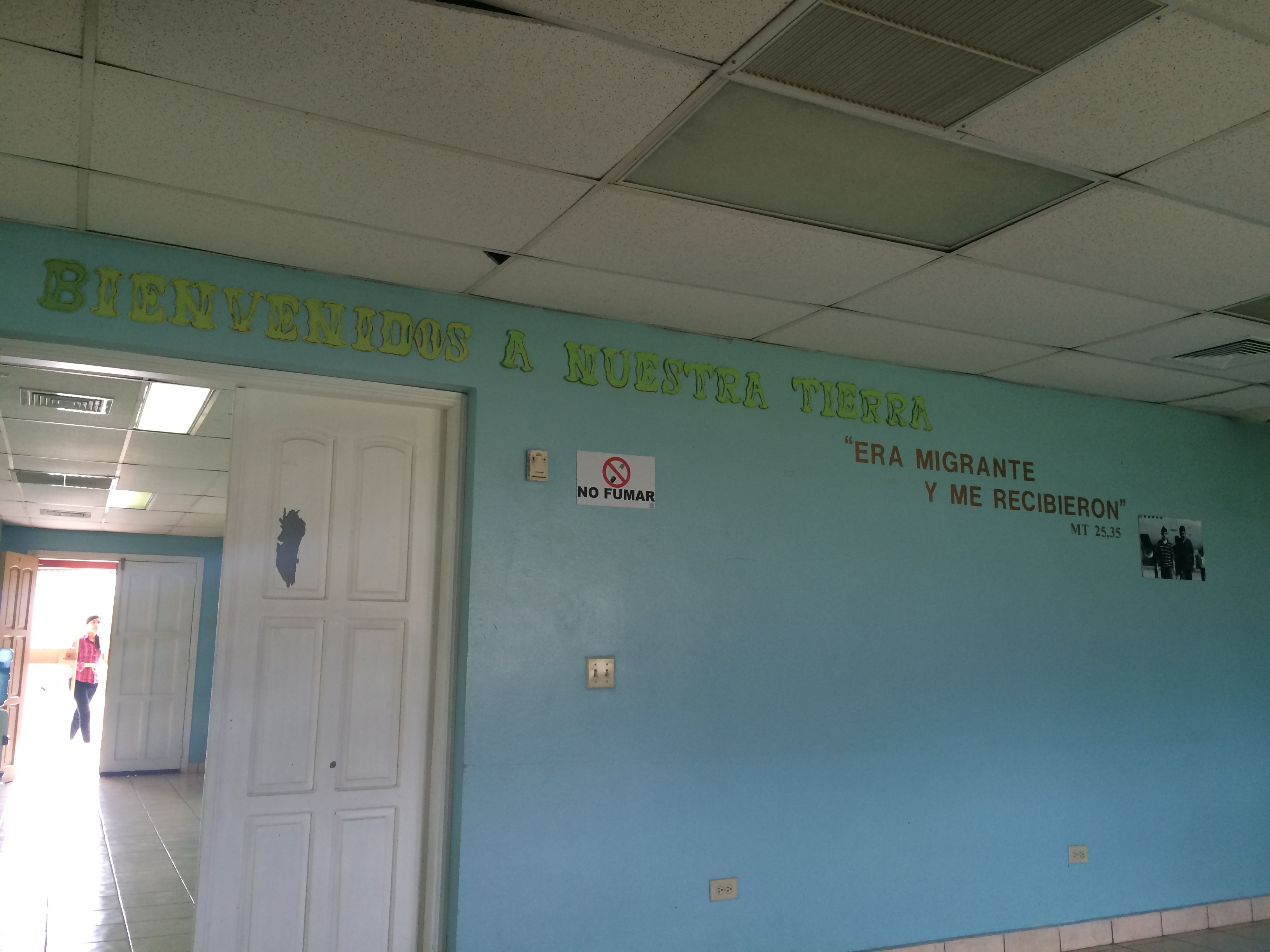 The Centro de Atención al Migrante Retornado in Tegucigalpa. Image by Emily Gogolak. Honduras, 2015. The Centro de Atención al Migrante Retornado in Tegucigalpa. Image by Emily Gogolak. Honduras, 2015.
