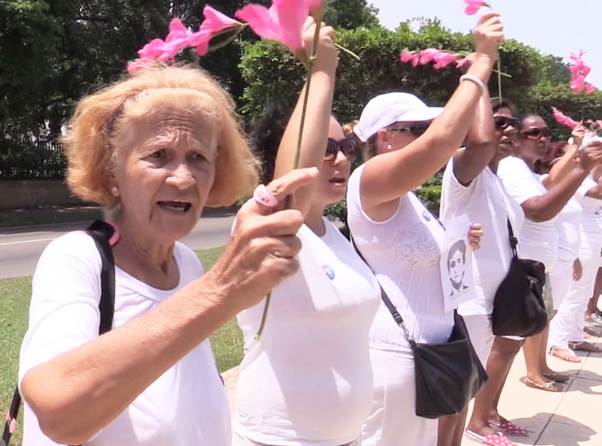 Image by Tracy Eaton. Cuba, 2015. Media file: cuba-eaton.png