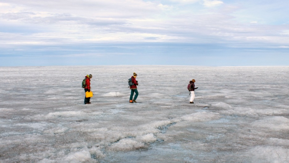 The Greenland ice sheet holds enough water to raise sea levels roughly 23 feet if it were to melt completely. On a recent research trip, students Rosie Leone, Aidan Stansberry and Ian MacDowell used radar to map the bed of rock and soil below the ice sheet to figure out how parts of the ice sheet may move toward the ocean. Image by Amy Martin. Greenland, 2018. The Greenland ice sheet holds enough water to raise sea levels roughly 23 feet if it were to melt completely. On a recent research trip, students Rosie Leone, Aidan Stansberry and Ian MacDowell used radar to map the bed of rock and soil below the ice sheet to figure out how parts of the ice sheet may move toward the ocean. Image by Amy Martin. Greenland, 2018.