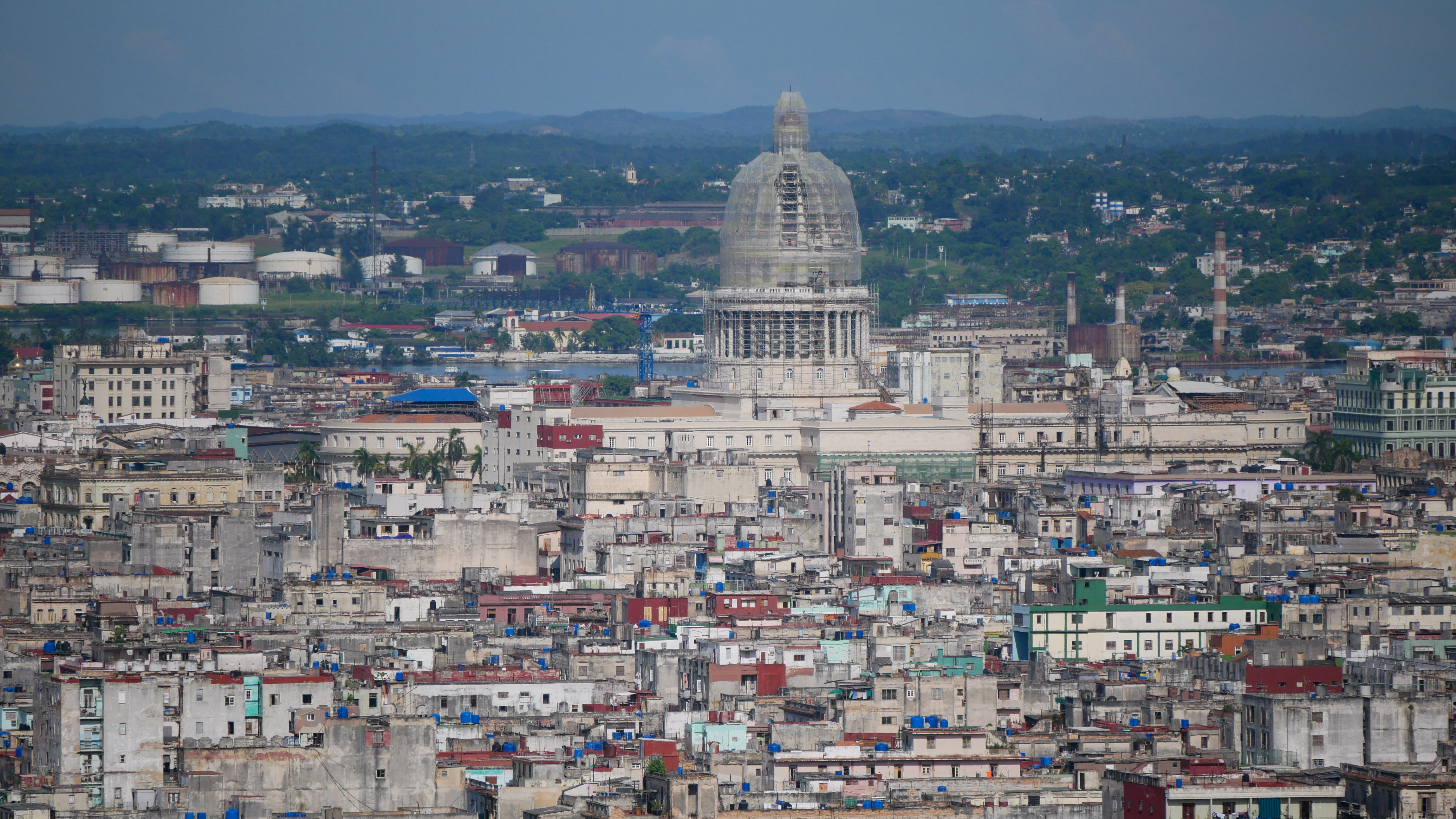Thousands of people live in buildings that are in danger of collapsing in Havana, Cuba. Image by Tracey Eaton. Cuba, 2018. Thousands of people live in buildings that are in danger of collapsing in Havana, Cuba. Image by Tracey Eaton. Cuba, 2018.