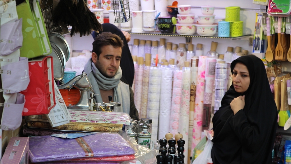 Chinese textiles, clothing, watches, and other consumer goods are flooding into Iran, causing resentment. Image by Reese Erlich. Iran, 2017. Chinese textiles, clothing, watches, and other consumer goods are flooding into Iran, causing resentment. Image by Reese Erlich. Iran, 2017.