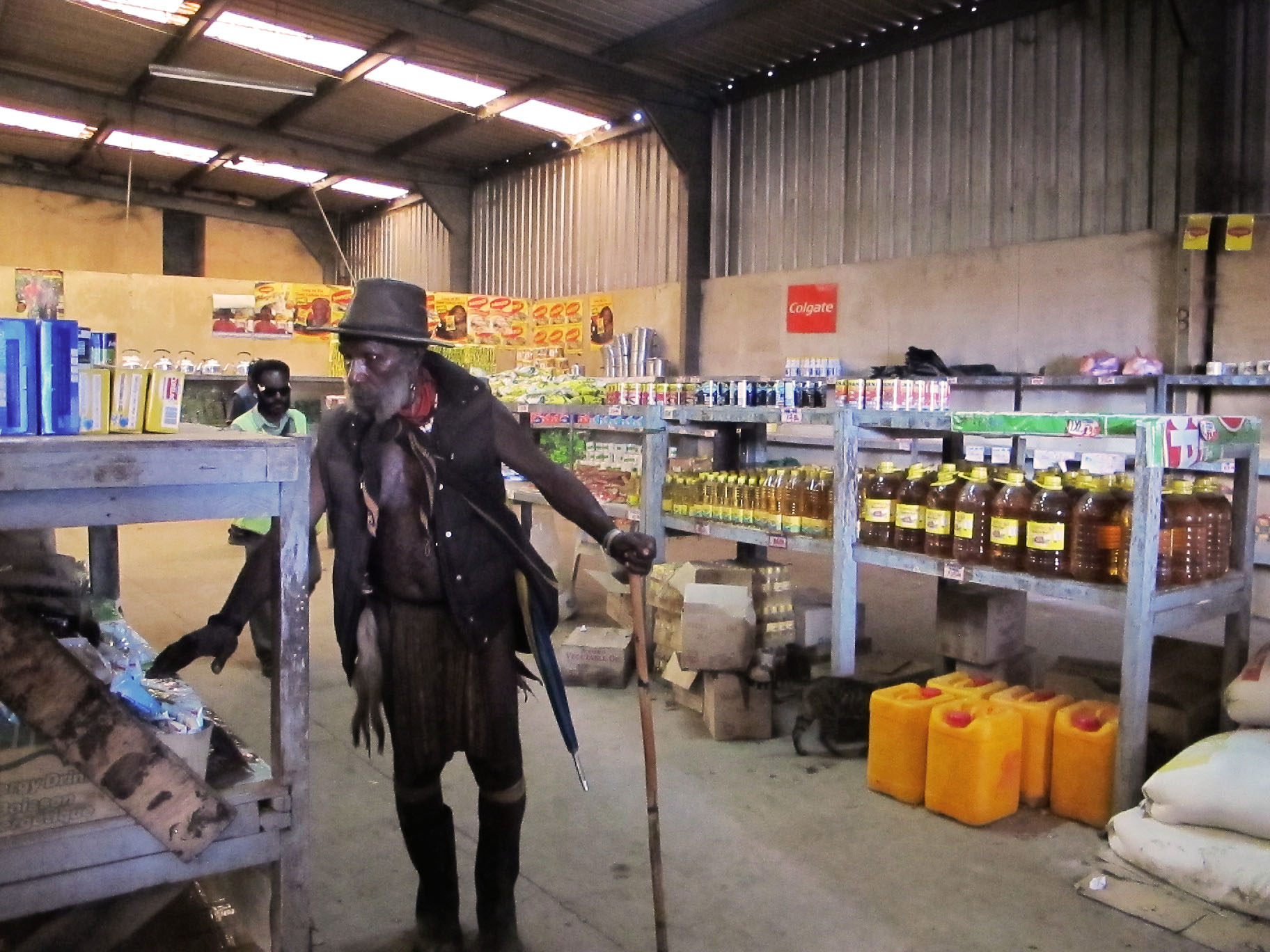 Tari is the main market, transport hub, and capital of the Hela Province. Image by Céline Rouzet. Papua New Guinea, 2012.