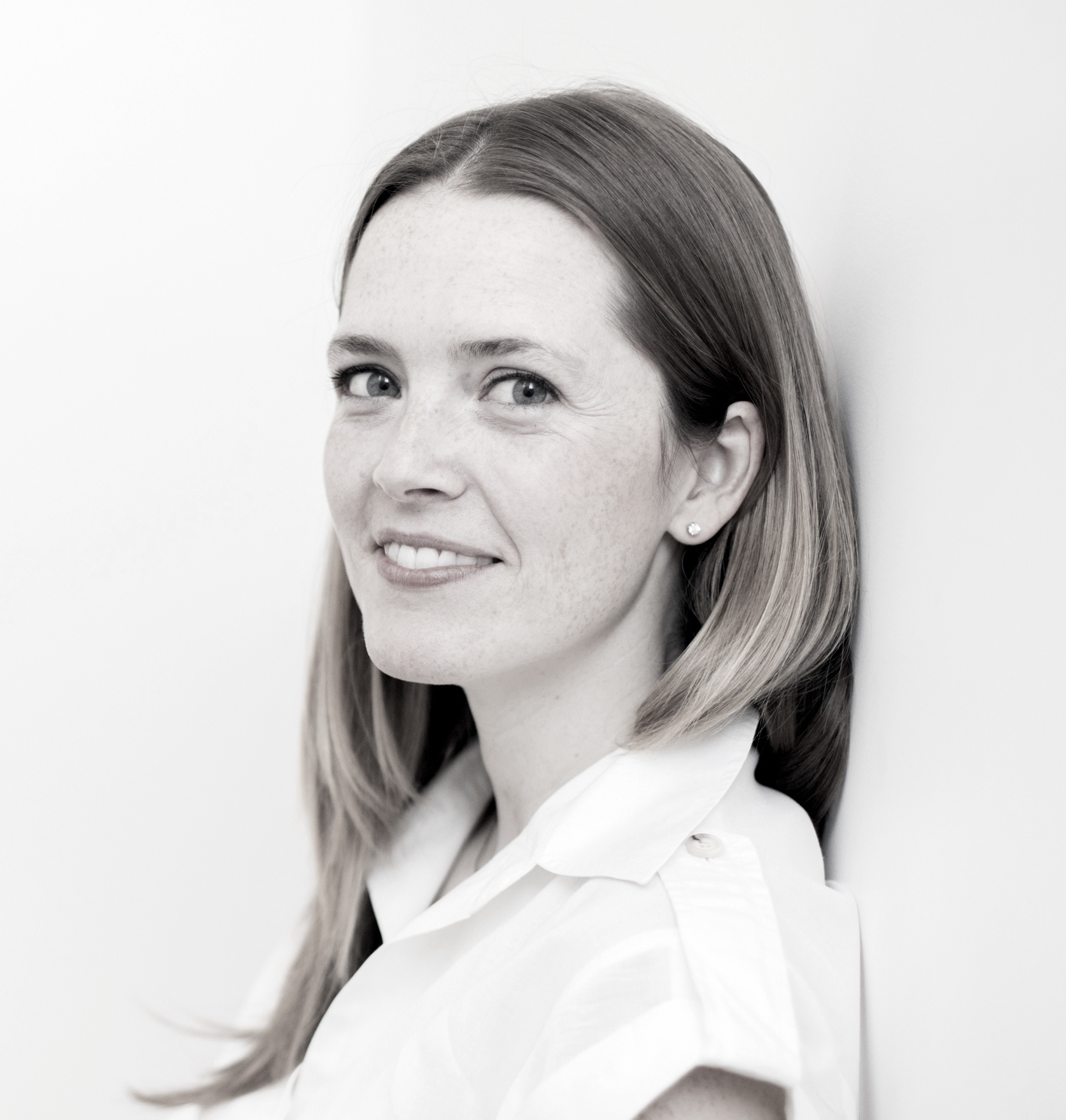 Headshot of Caroline Porter.